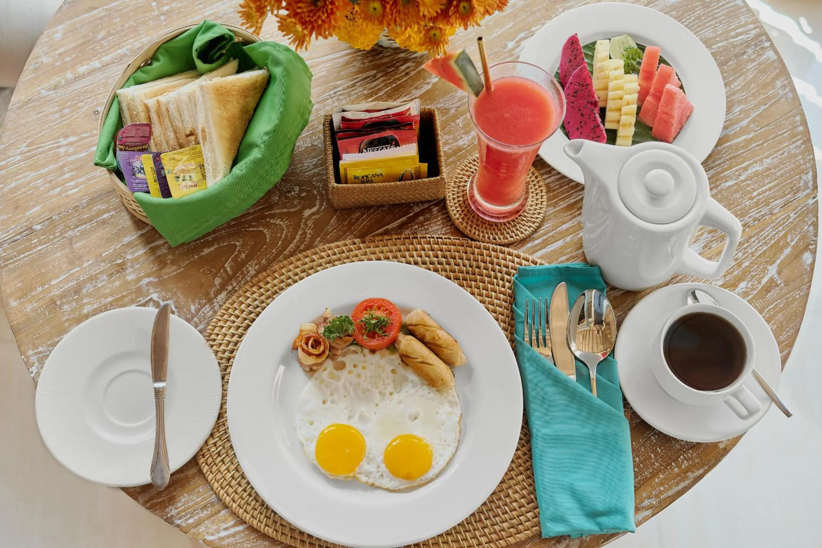 Breakfast in Astala Ubud Villa