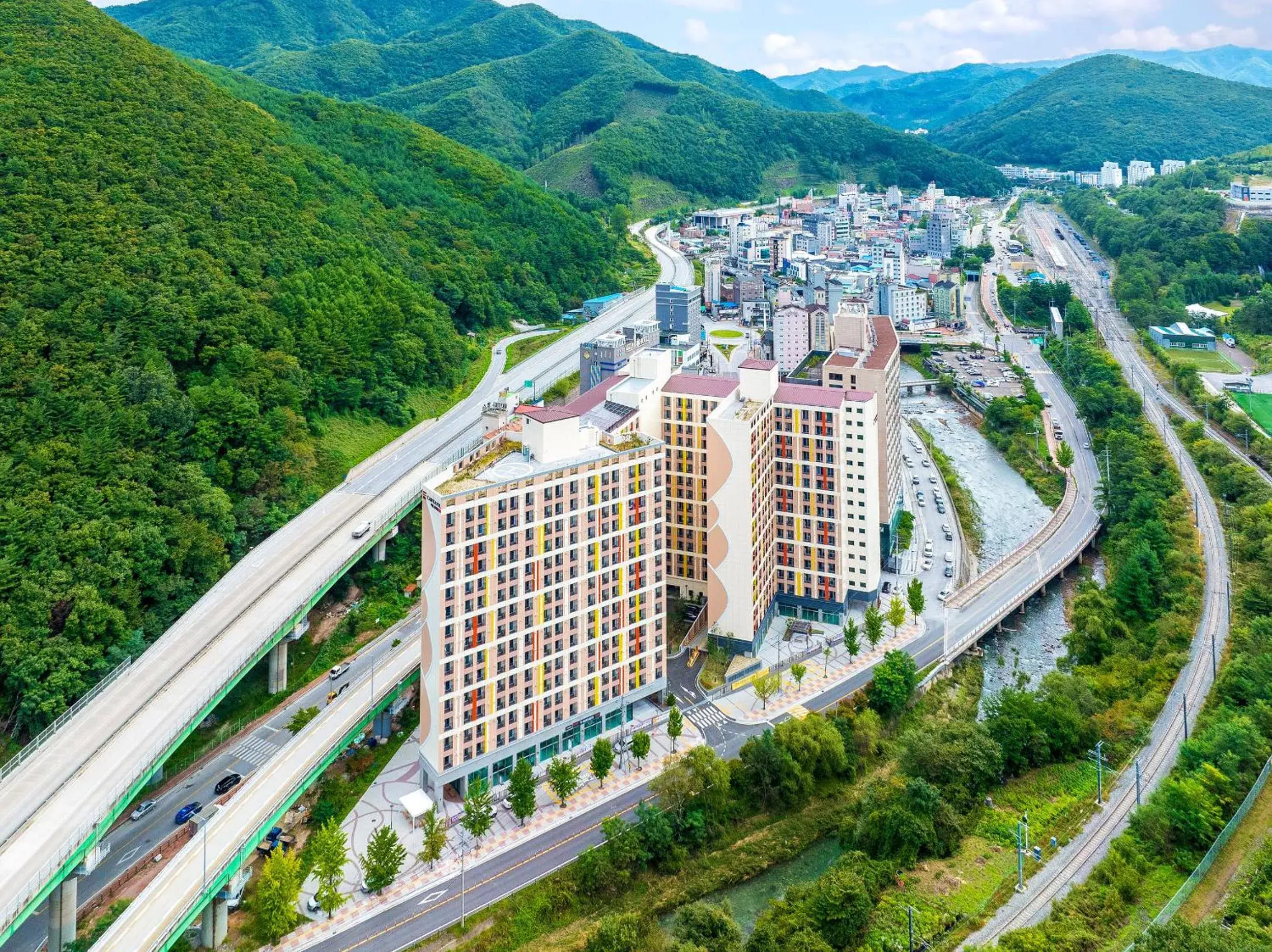 Facade/entrance in Ariari Hotel Facade/entrance in Ariari Hotel