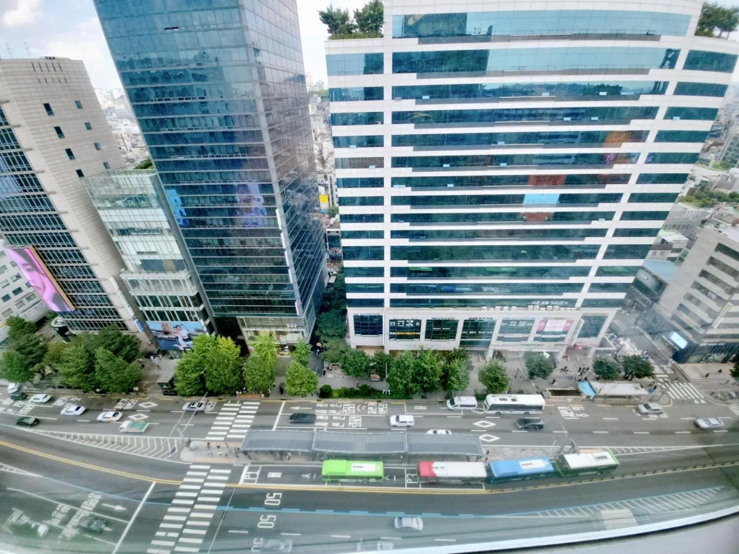 Day in Hongdae Cleanhouse