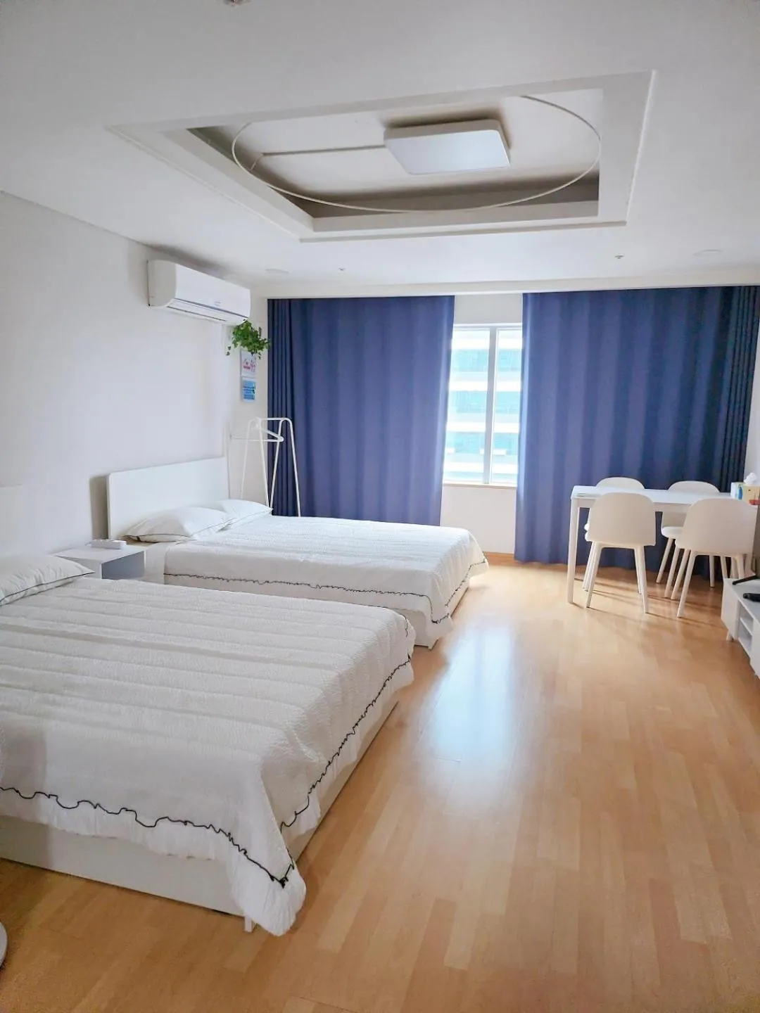 Bed in Hongdae Cleanhouse