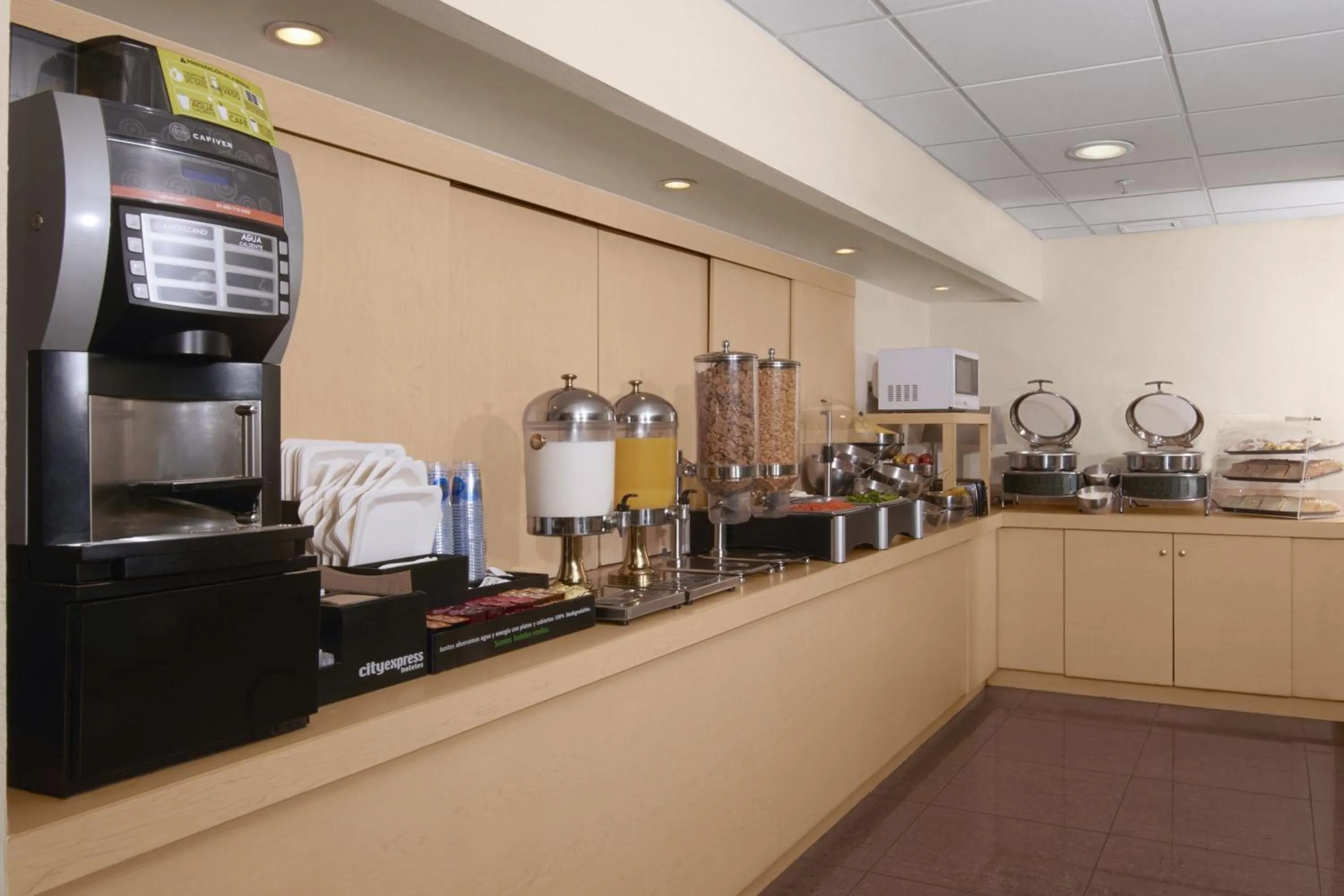 Breakfast in City Express by Marriott Apizaco