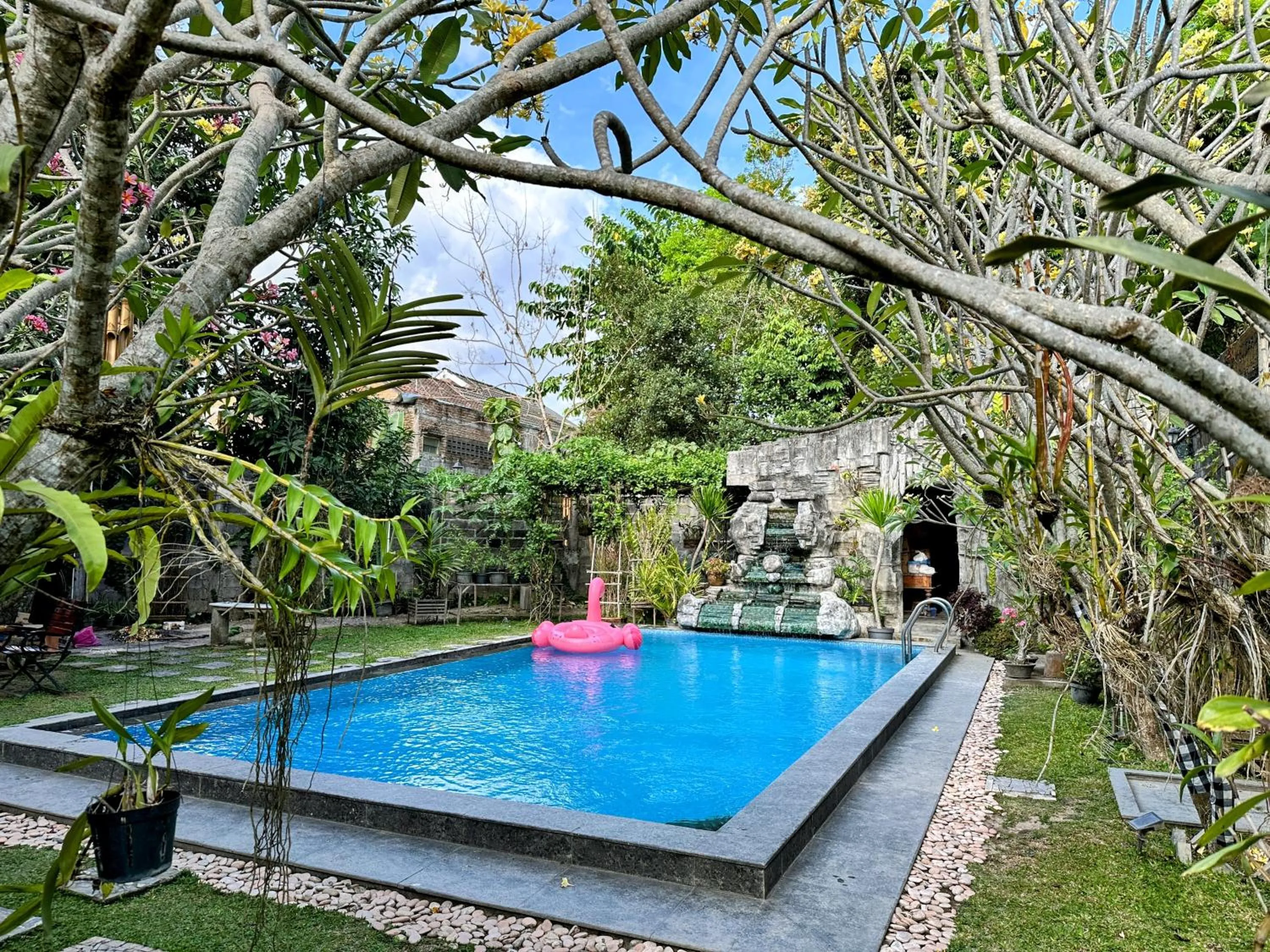 Swimming pool in Mangkoe Ndoro Kostel