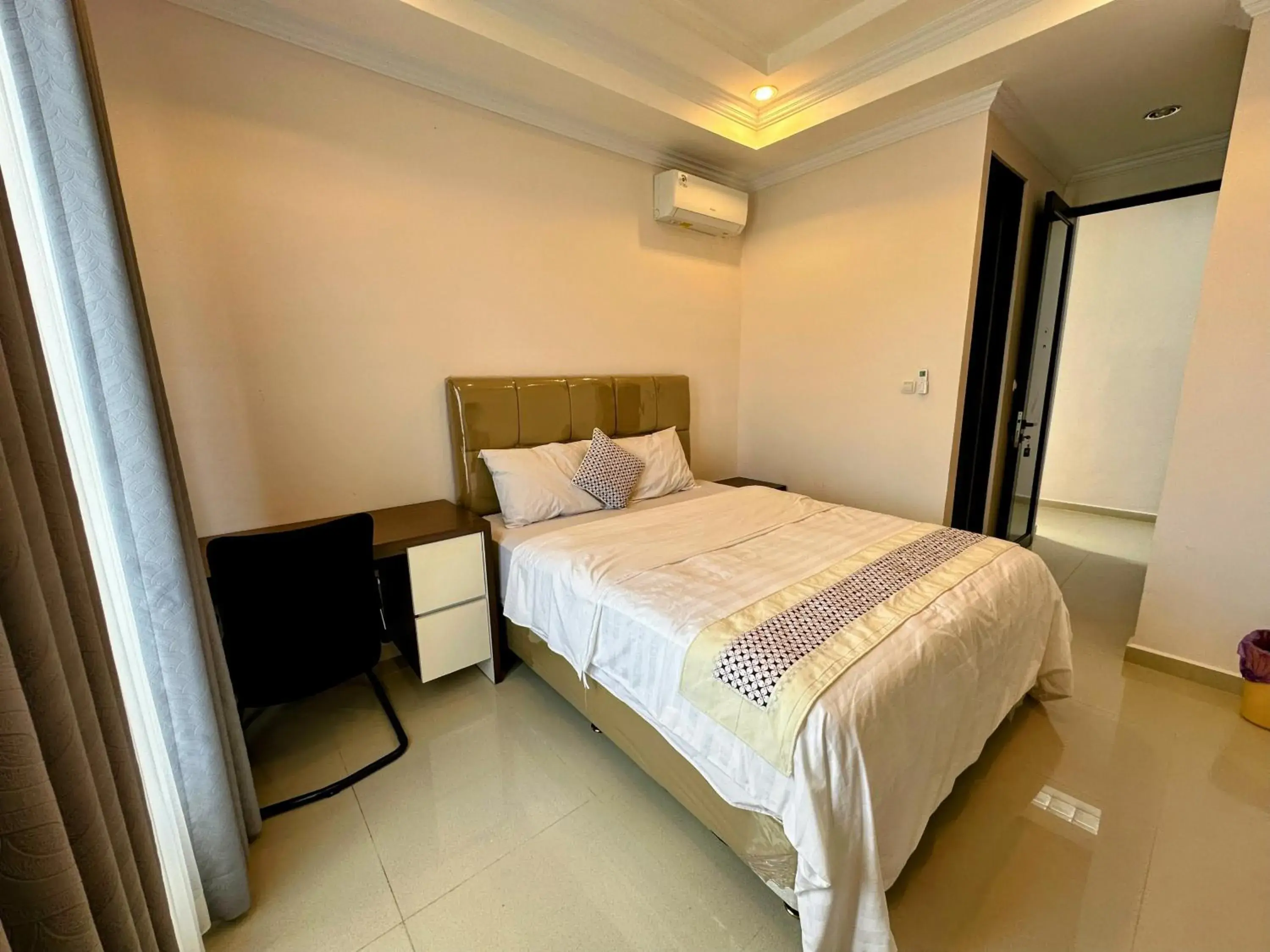 Small Double Room - single occupancy in Mangkoe Ndoro Kostel Small Double Room - single occupancy in Mangkoe Ndoro Kostel