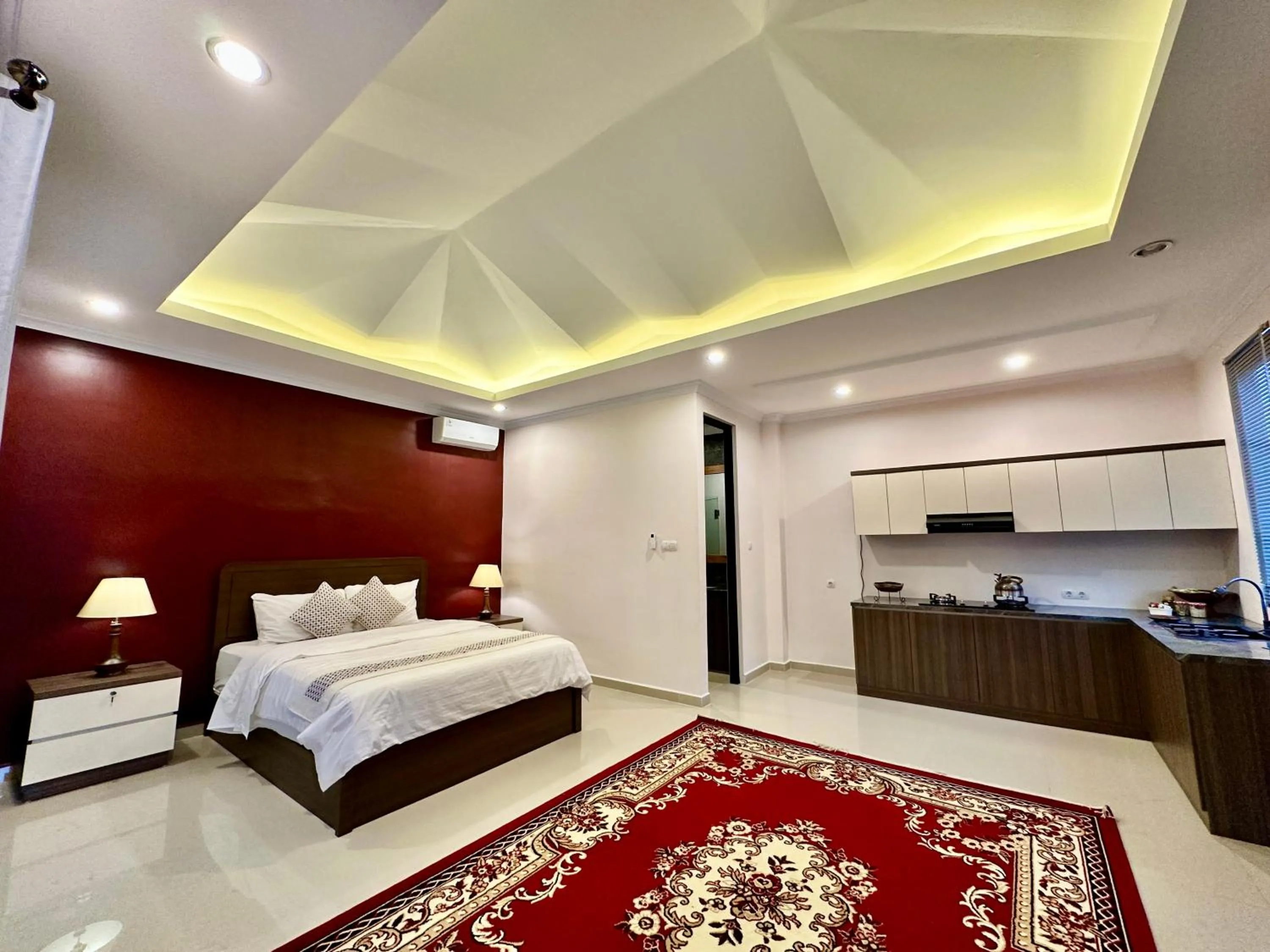 Bed in Mangkoe Ndoro Kostel