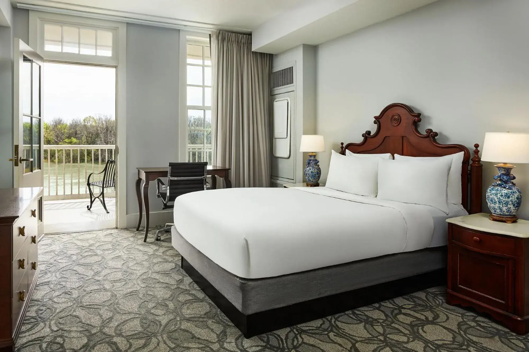 Bedroom in St James Hotel Selma Bedroom in St James Hotel Selma