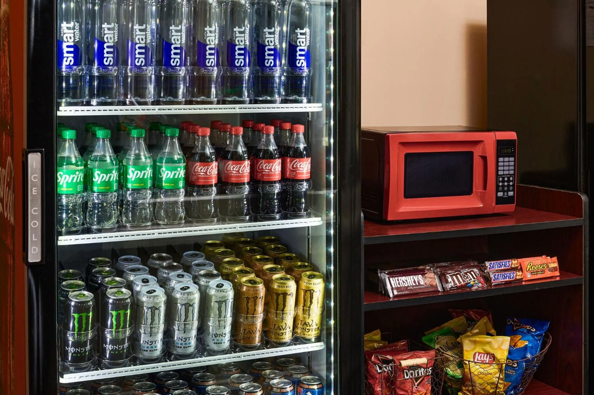 On-site shops in St James Hotel Selma