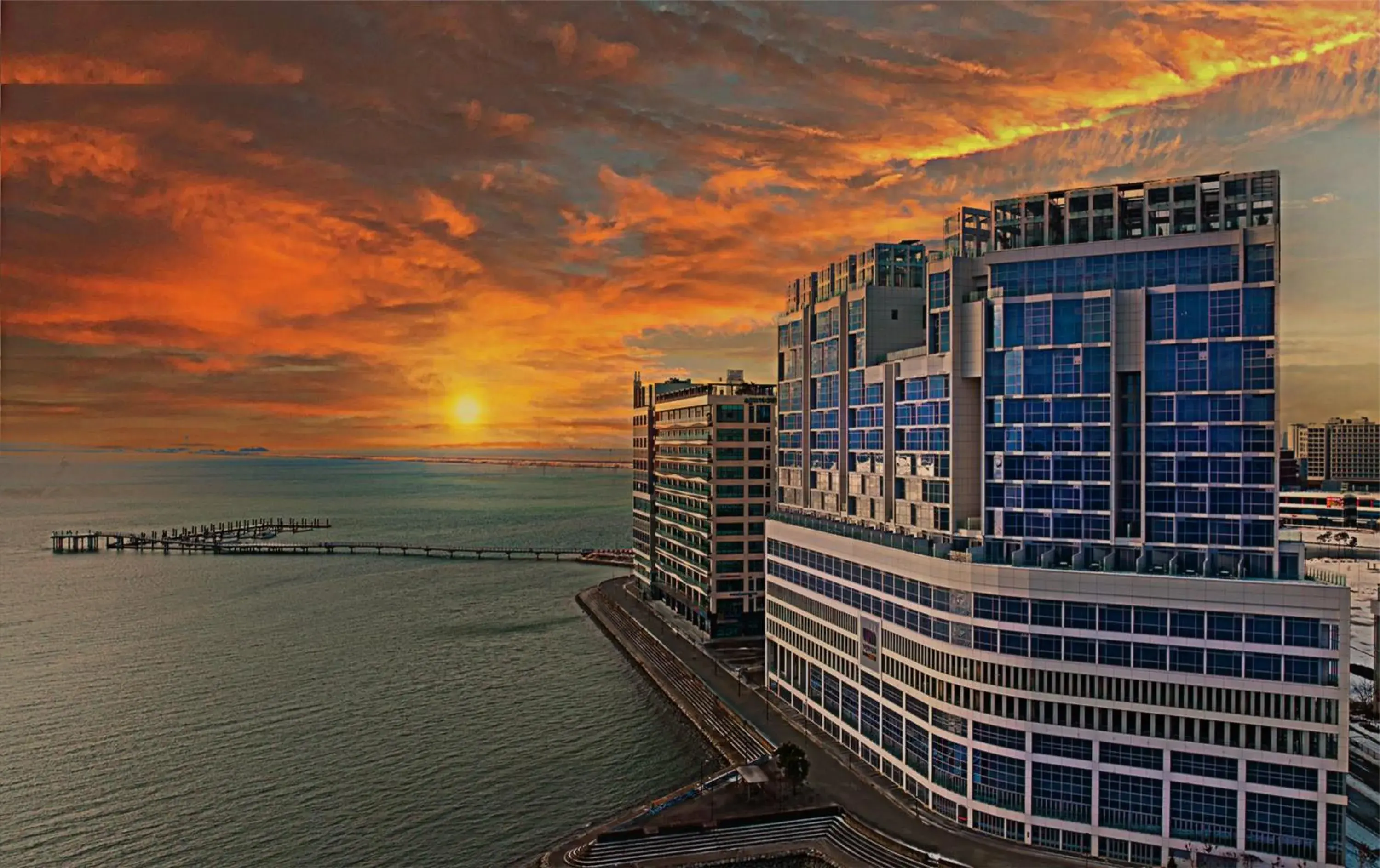 Property building in WAVEM HOTEL East Property building in WAVEM HOTEL East