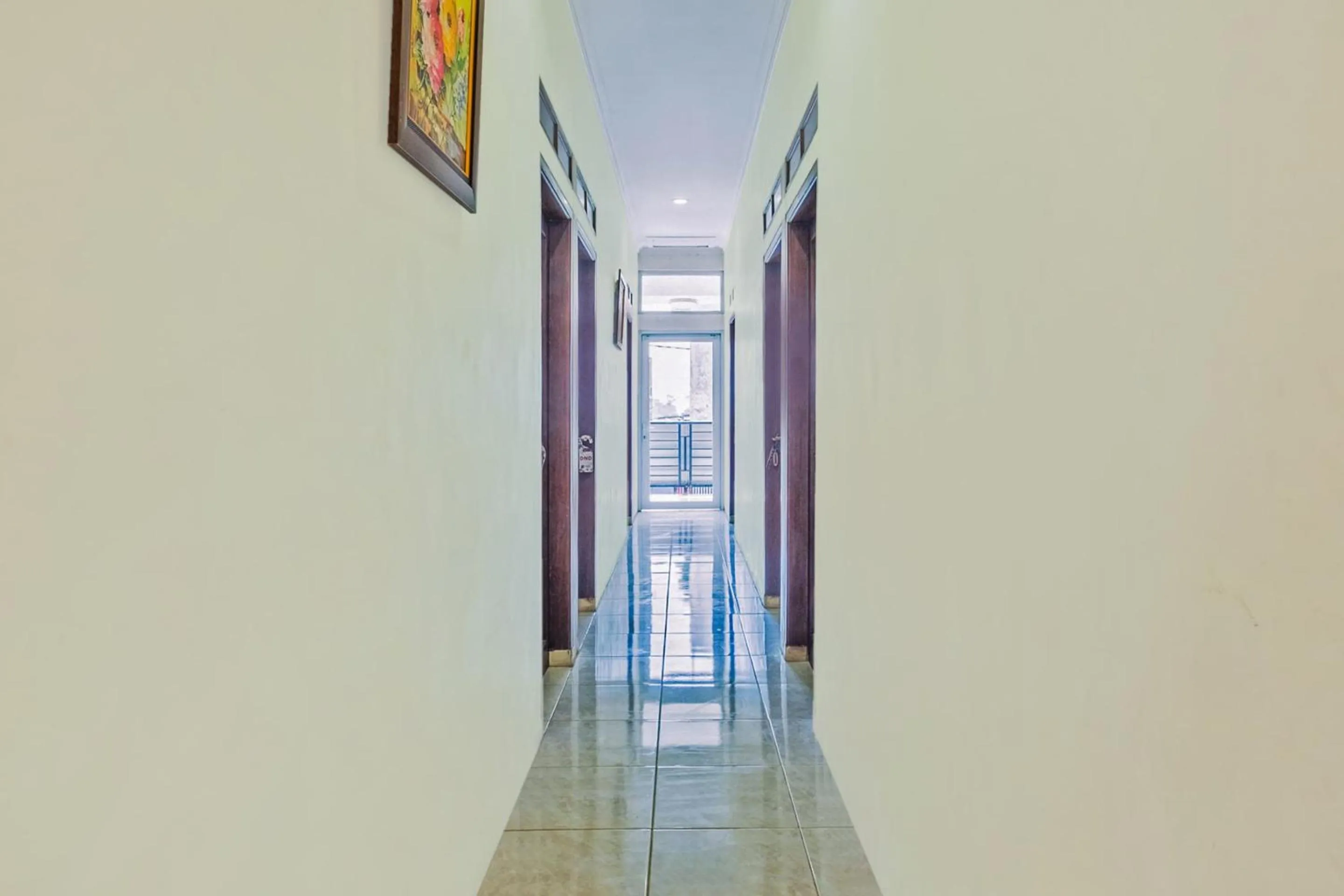 Lobby or reception in Hotel O Sudirman Guesthouse Syariah