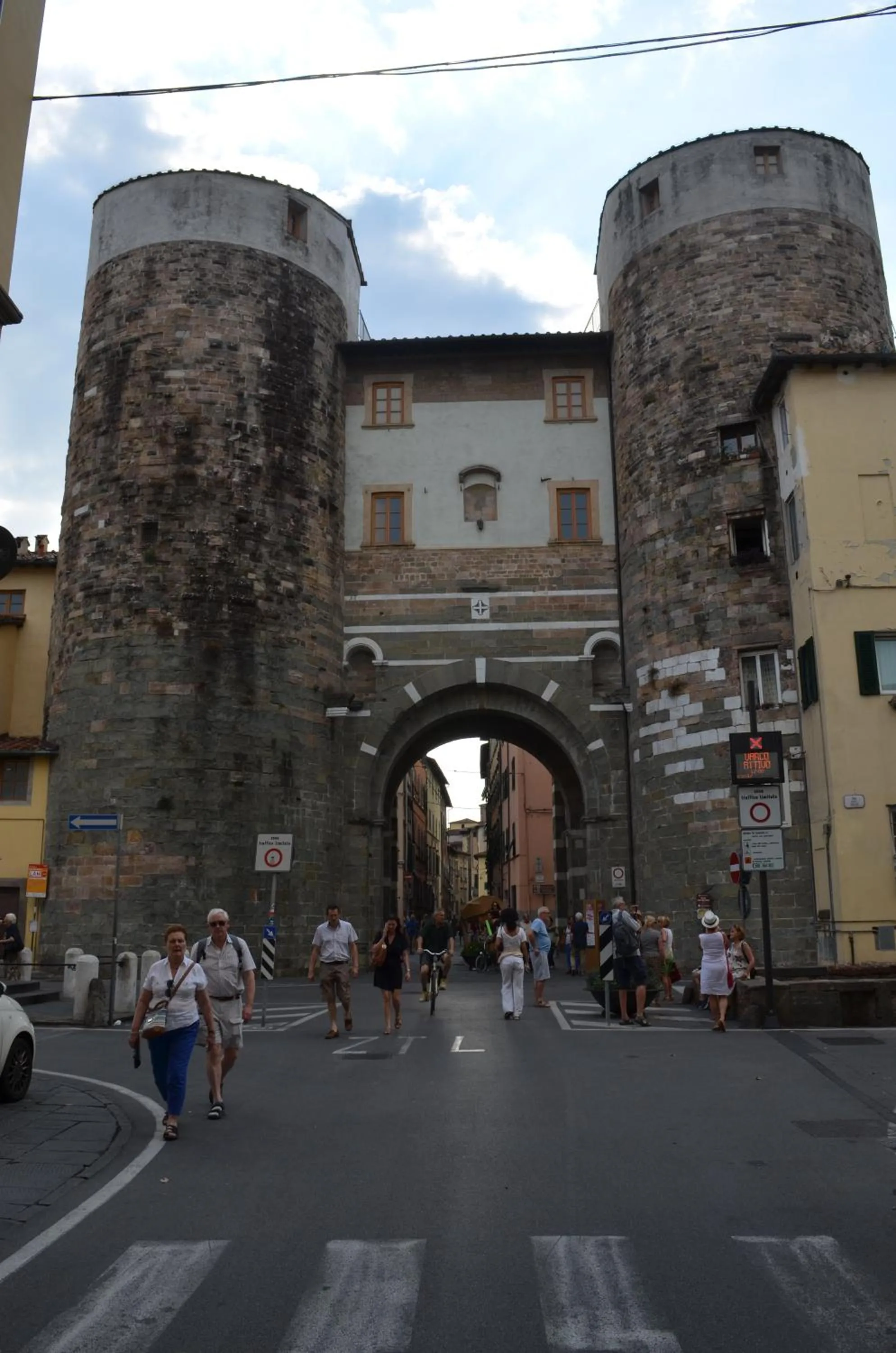 Domus Lucca