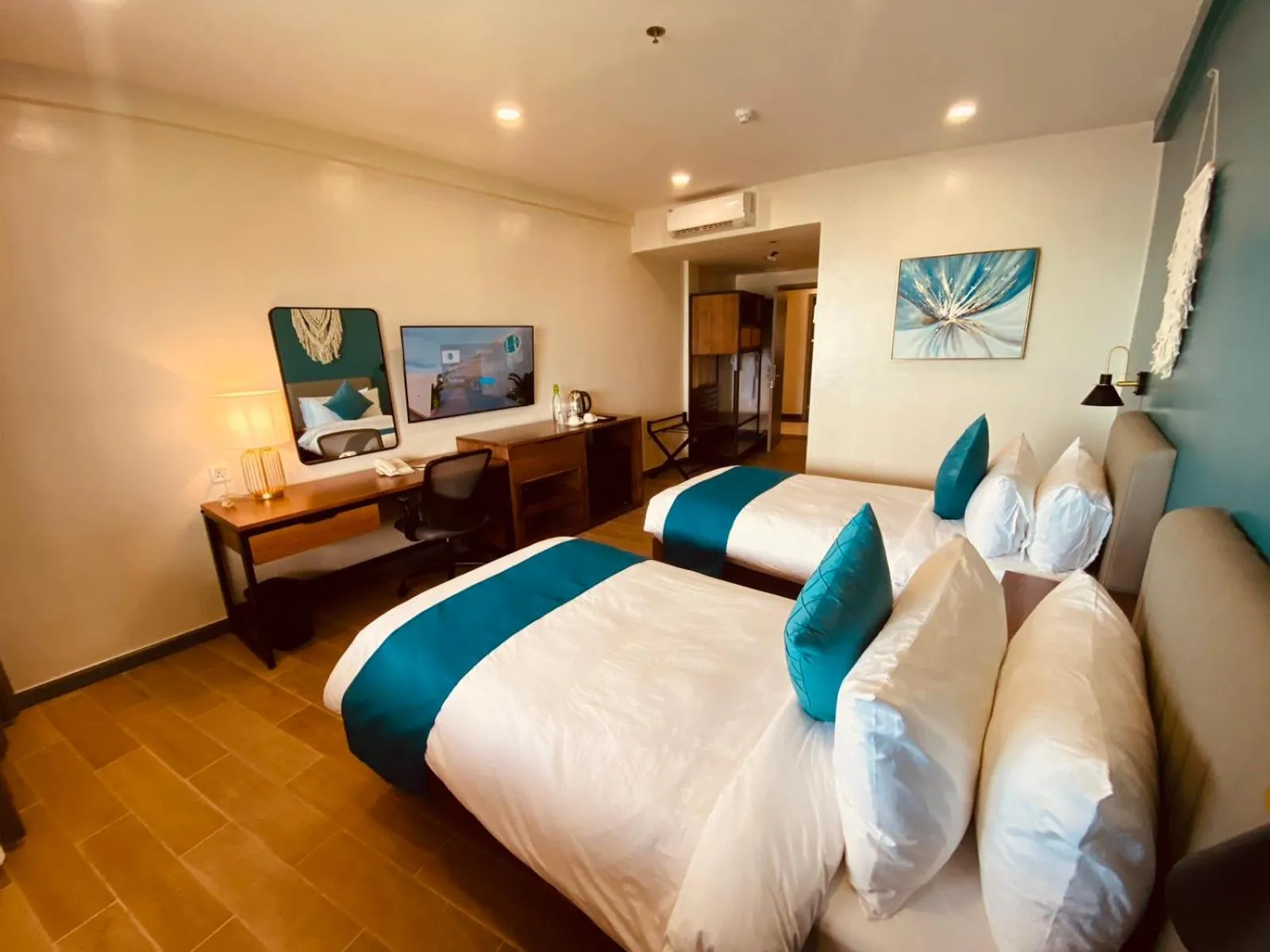 Bed in Hudor Resort - Bauang, La Union