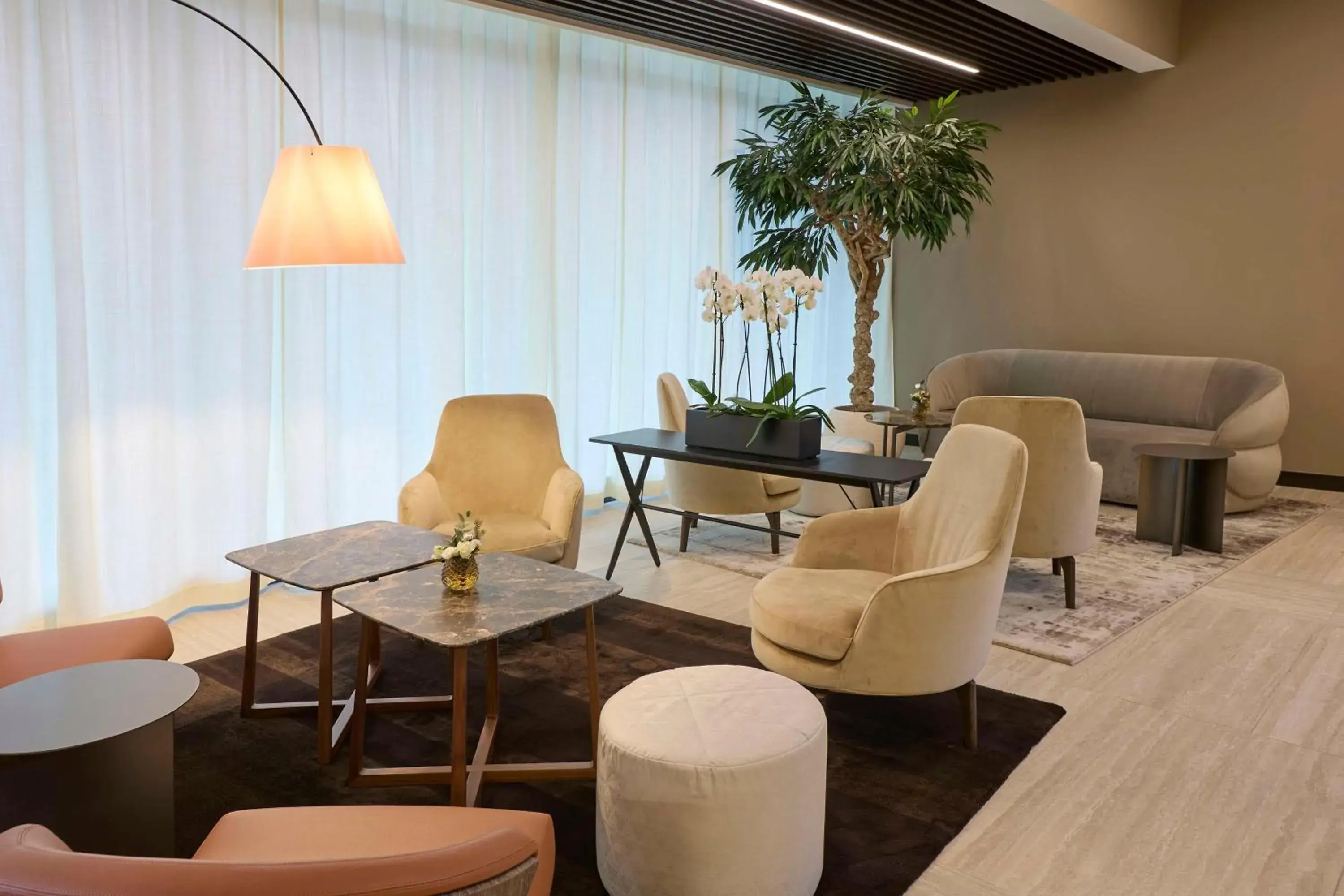 Lobby or reception in Radisson Blu Hotel, Bergamo ChorusLife Lobby or reception in Radisson Blu Hotel, Bergamo ChorusLife