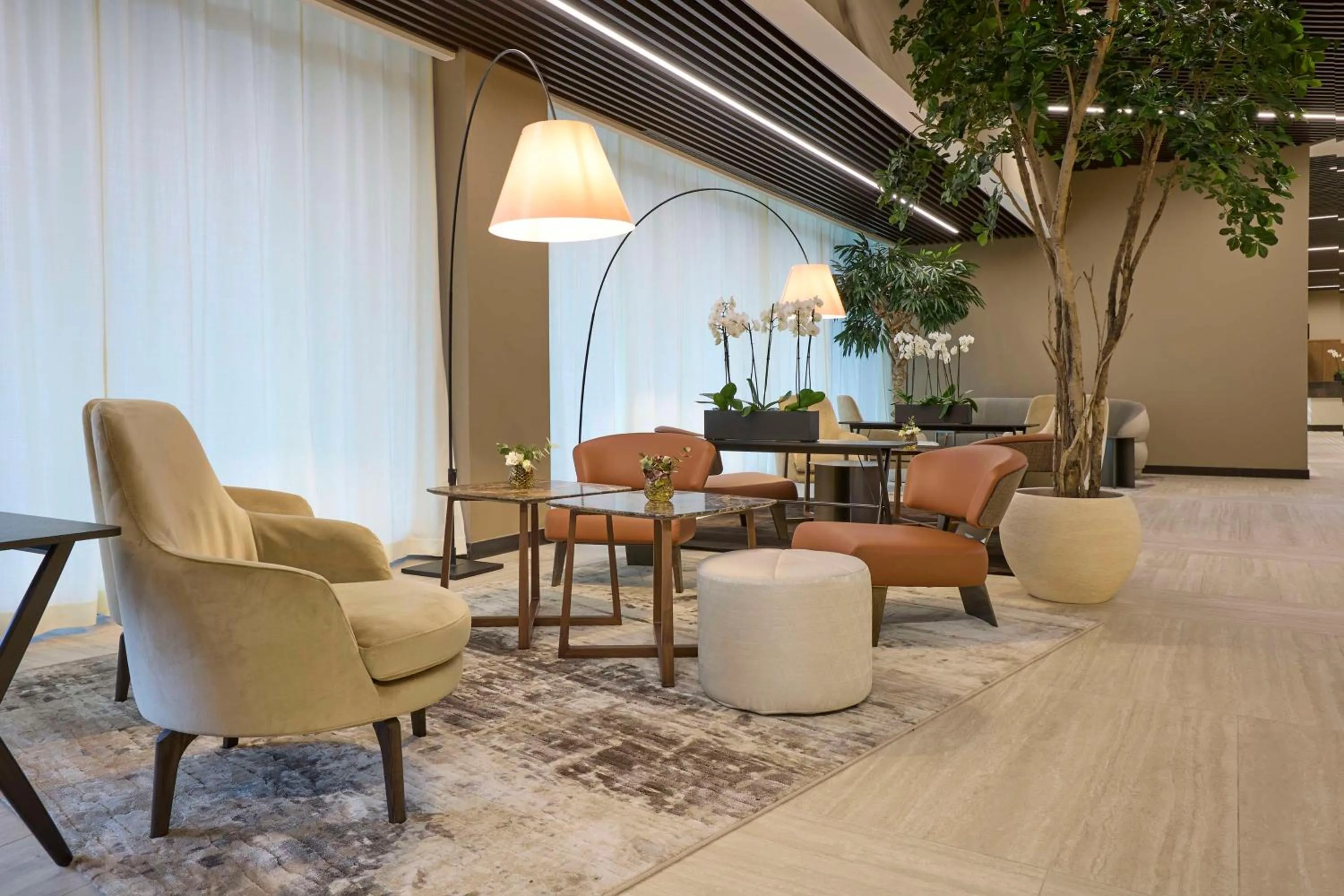 Lobby or reception in Radisson Blu Hotel, Bergamo ChorusLife