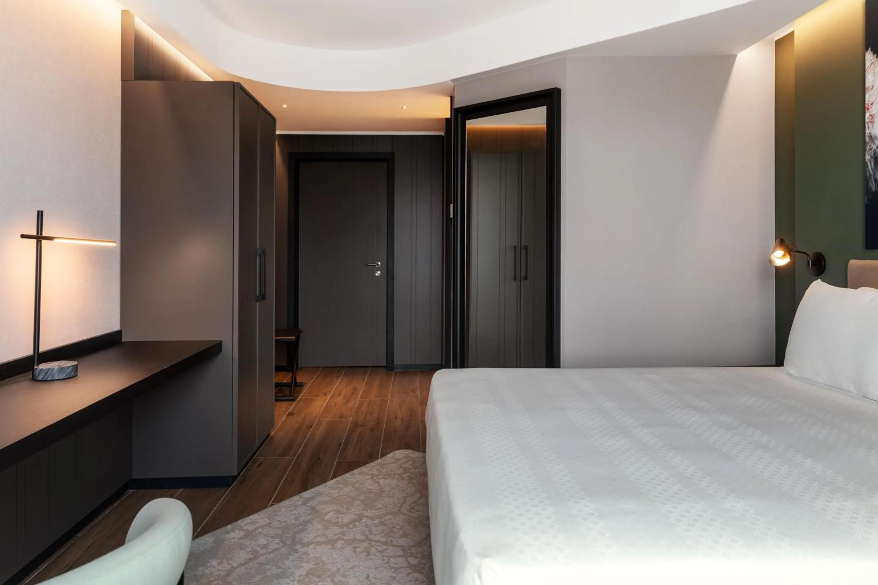 Bedroom, Bed in Radisson Blu Hotel, Bergamo ChorusLife