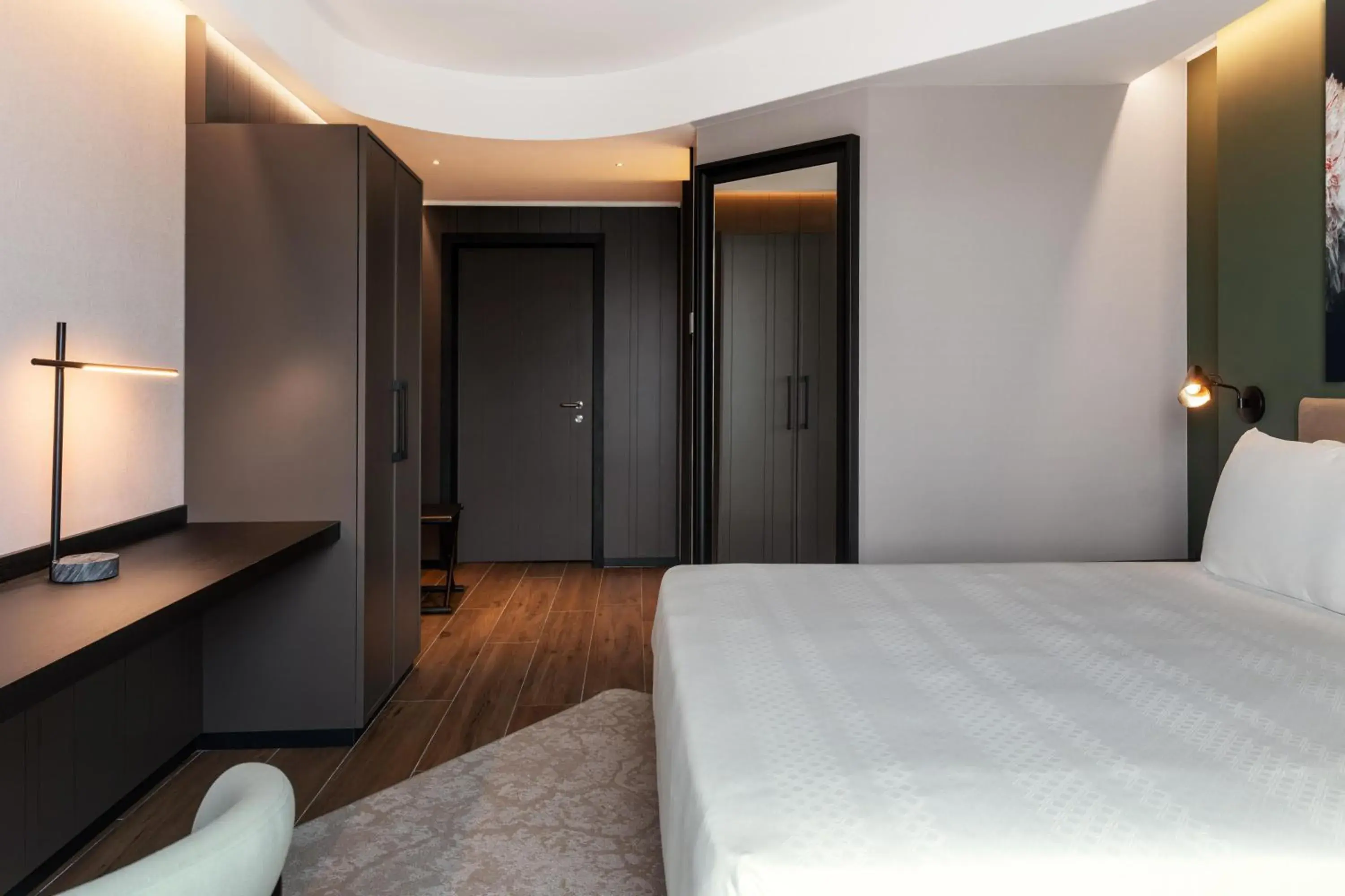 Superior Room with Balcony in Radisson Blu Hotel, Bergamo ChorusLife Superior Room with Balcony in Radisson Blu Hotel, Bergamo ChorusLife