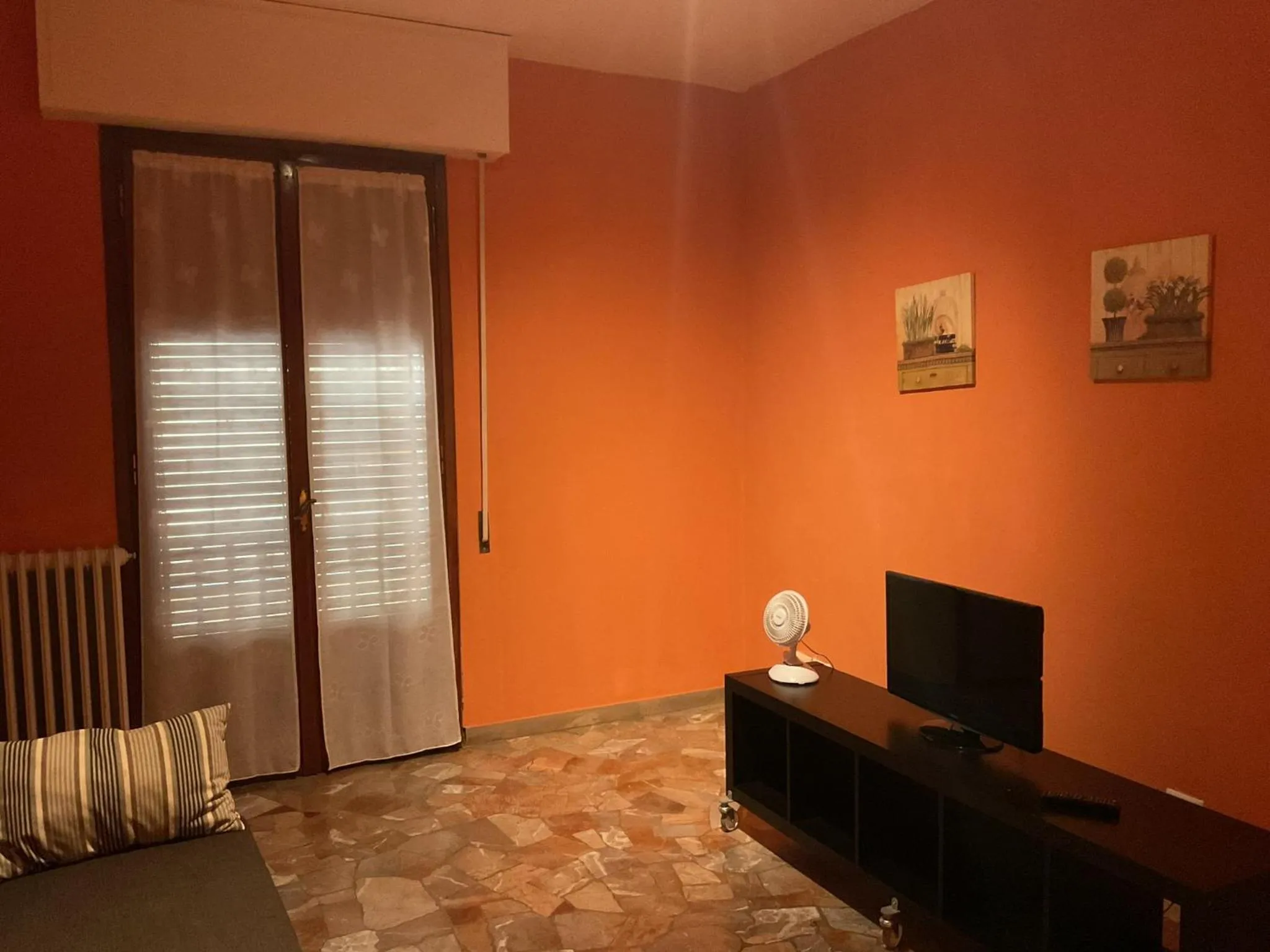 TV and multimedia in Oro B22