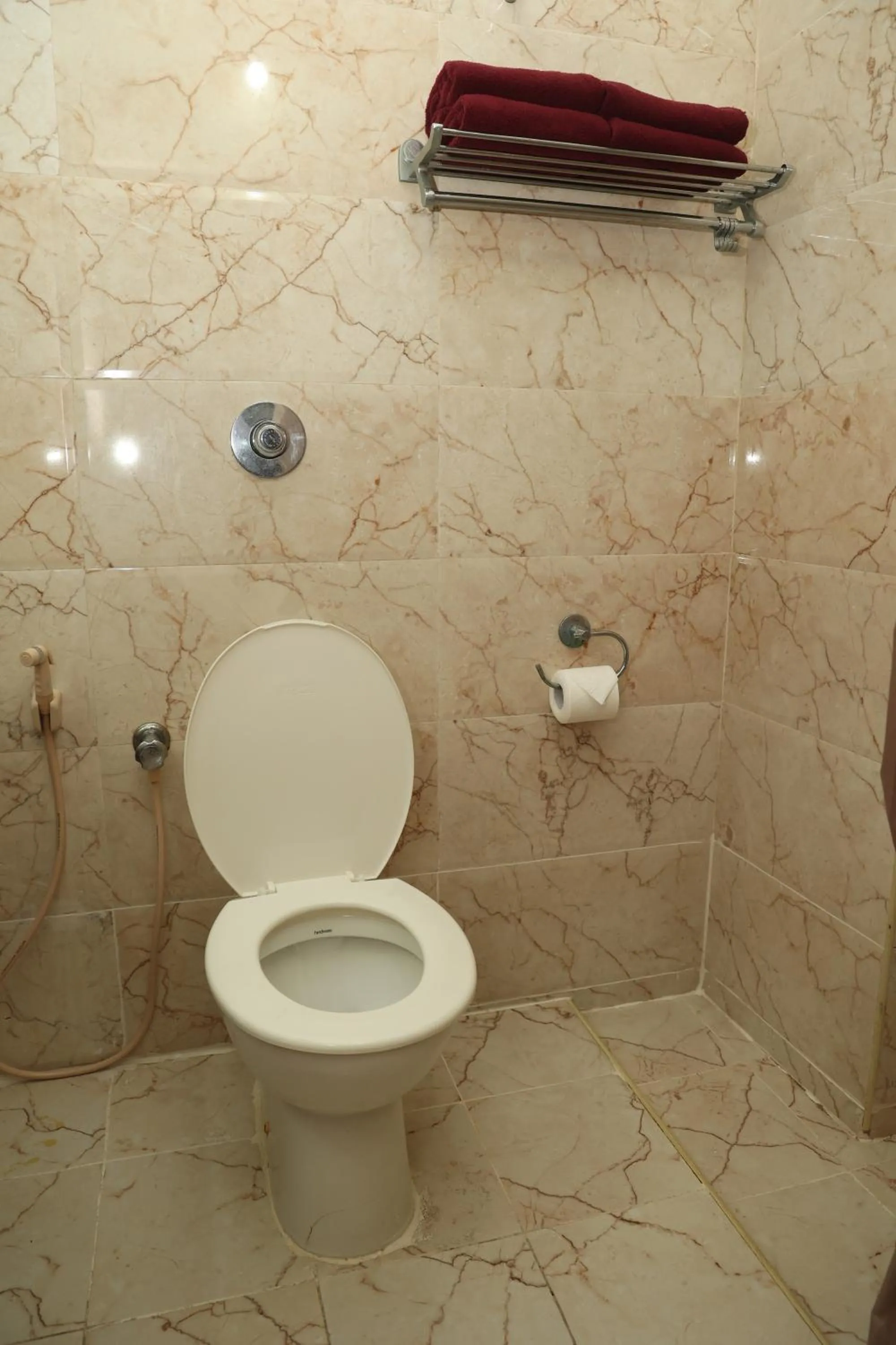 Toilet in Sri Kamalanivas