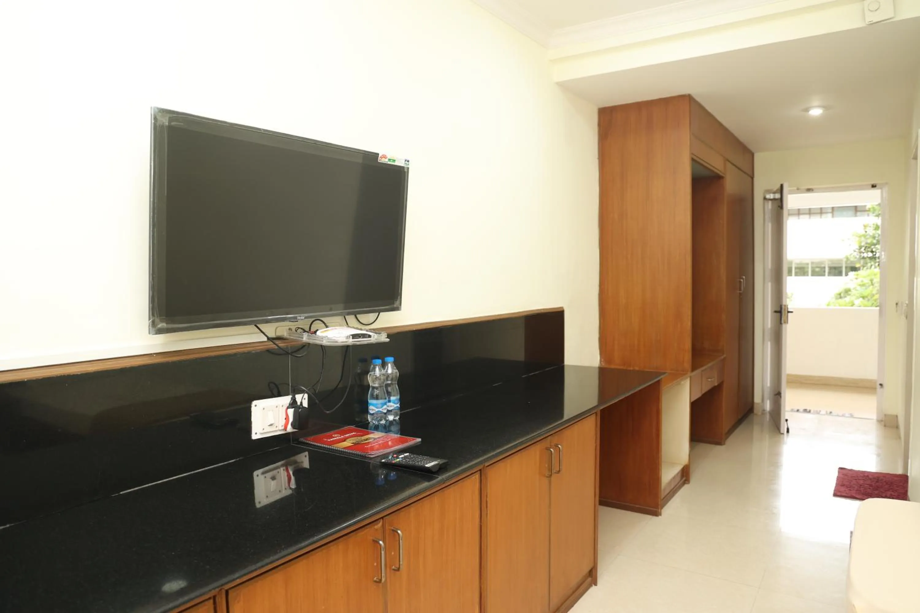 TV and multimedia in Sri Kamalanivas