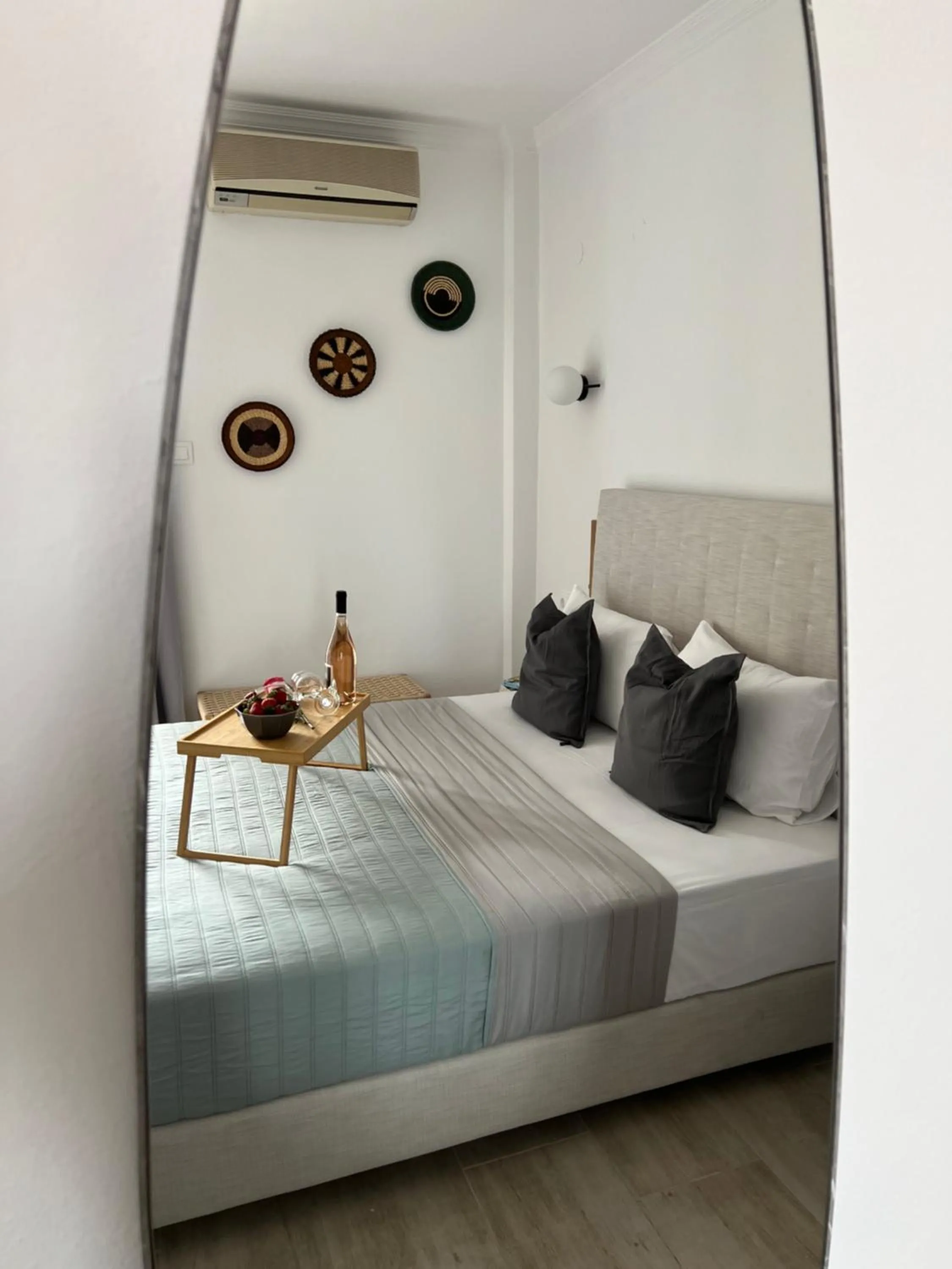 Bed in Central Guest House Skiathos