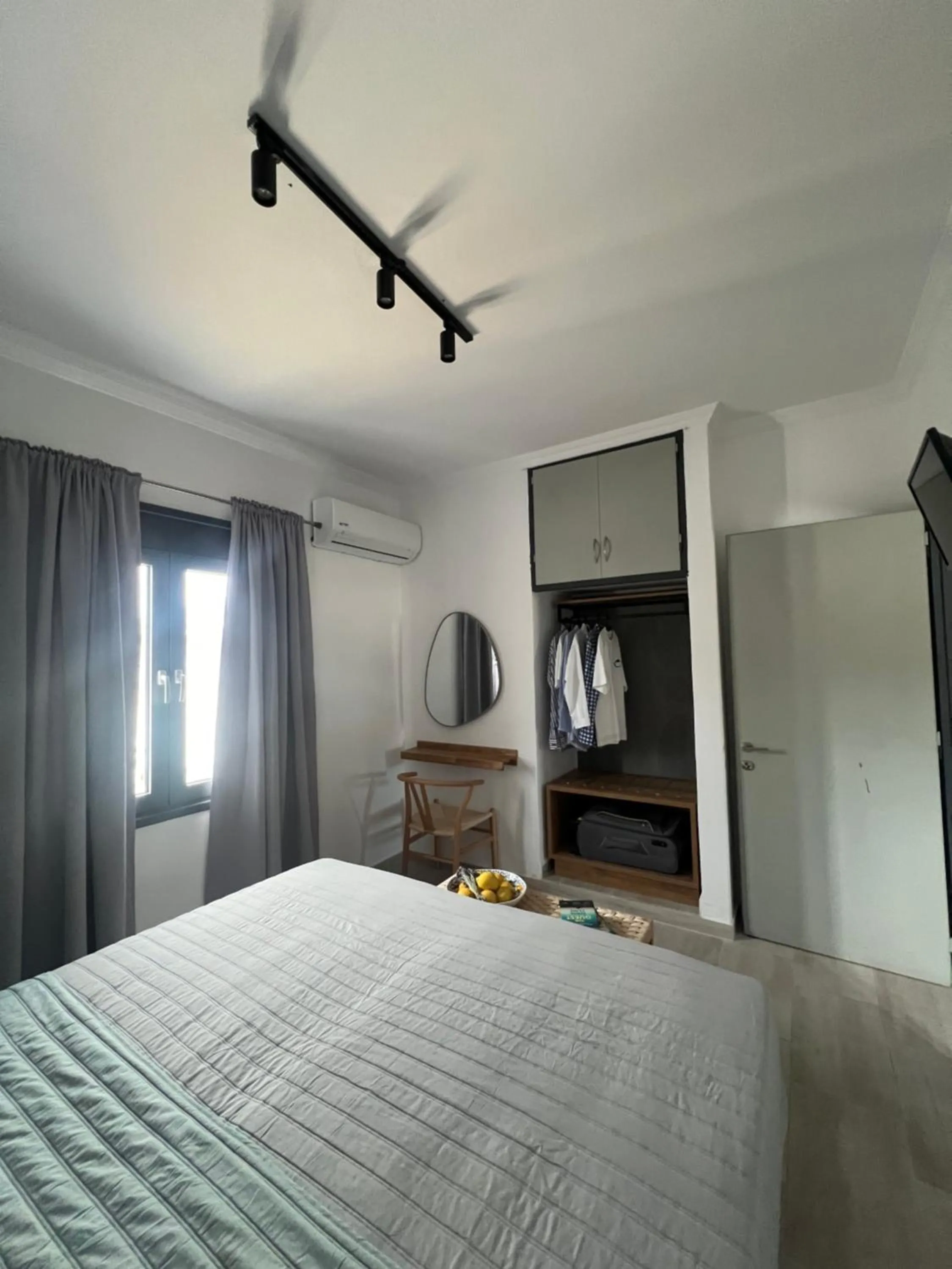 Bed in Central Guest House Skiathos
