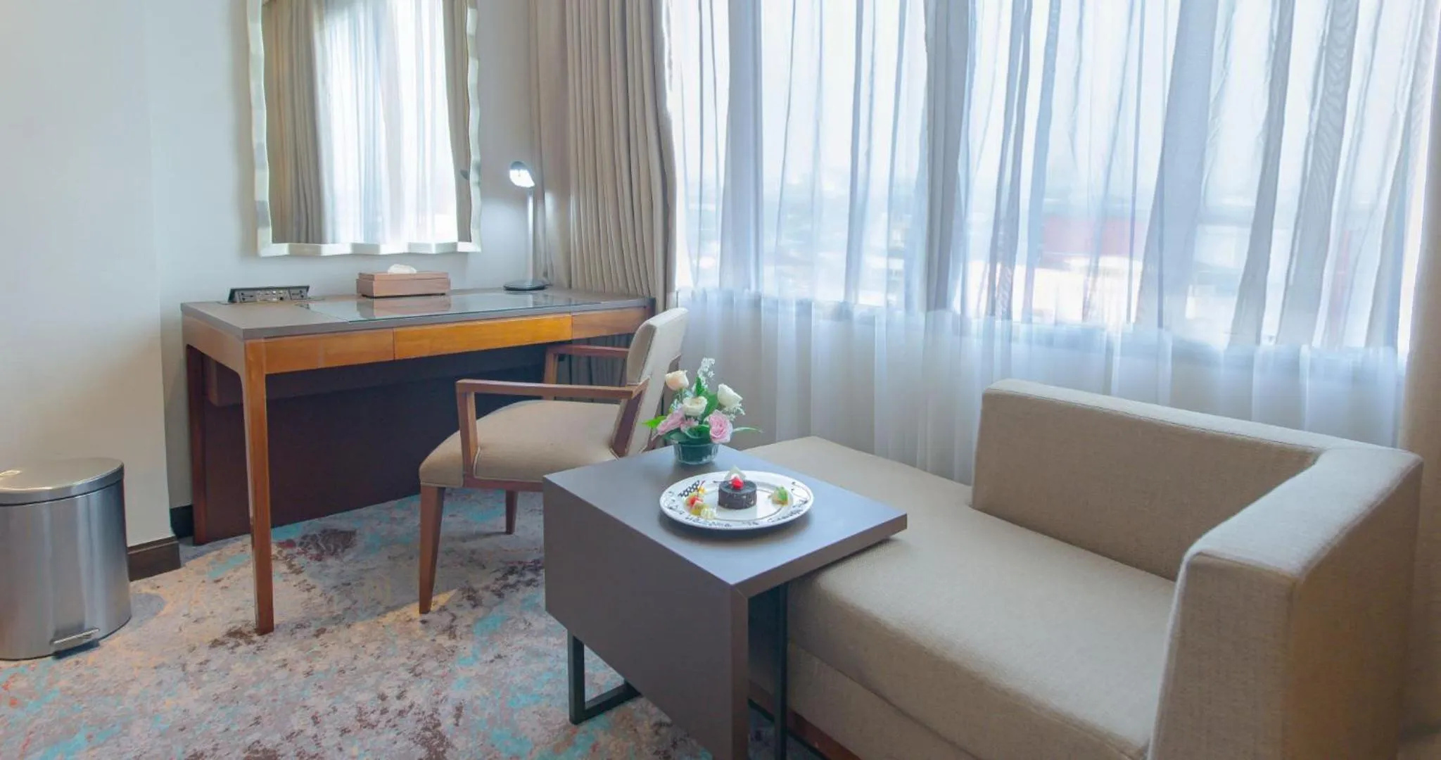 Seating area in Gumaya Tower Hotel