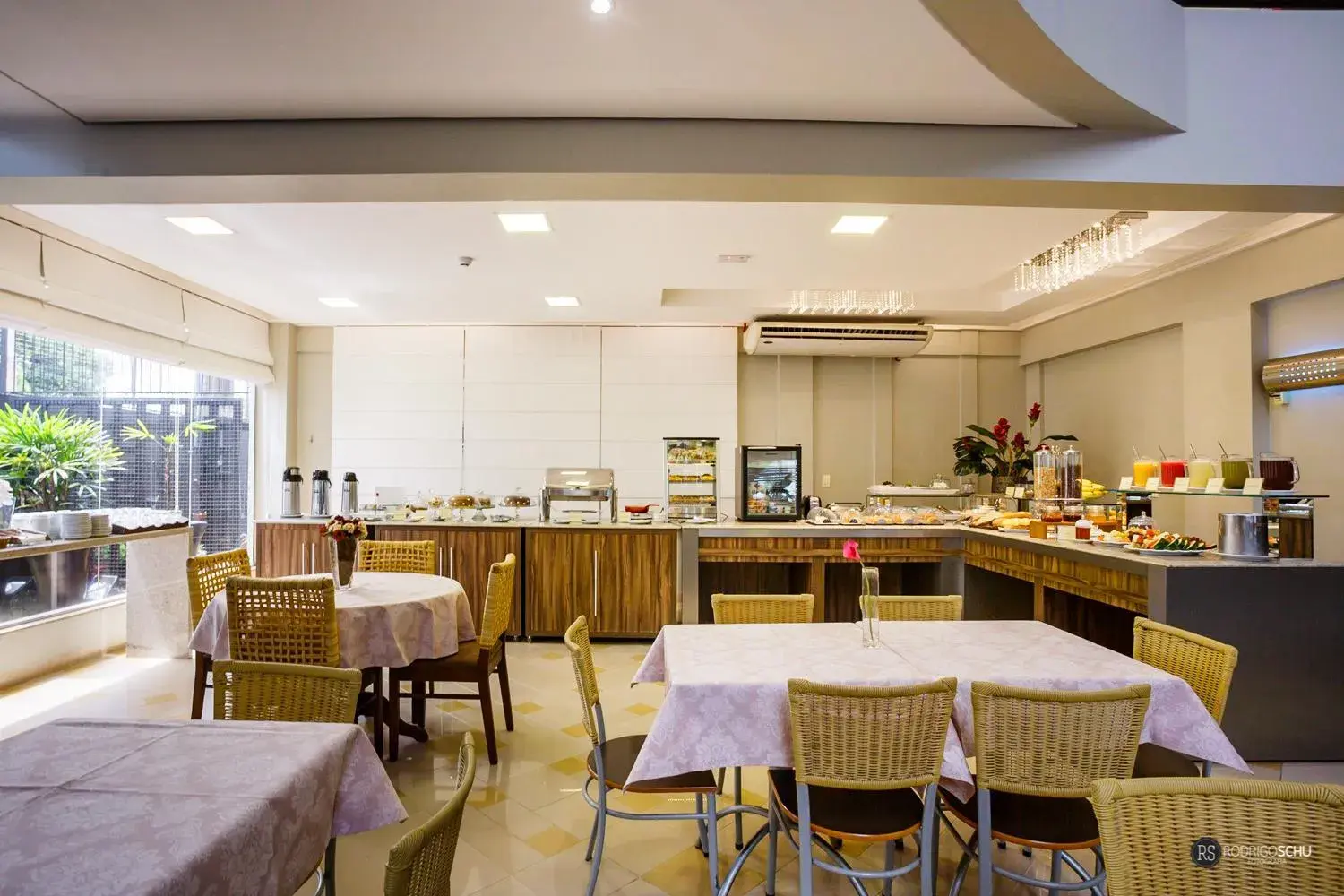 Restaurant/places to eat in Tonello Business Hotel Restaurant/places to eat in Tonello Business Hotel