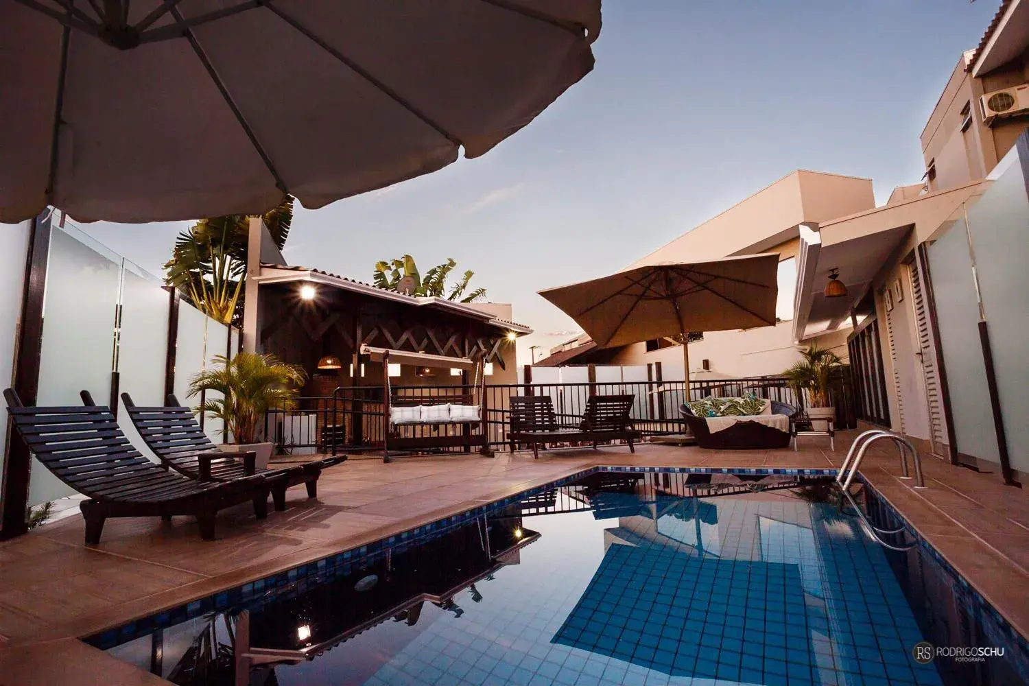 Swimming pool in Tonello Business Hotel Swimming pool in Tonello Business Hotel