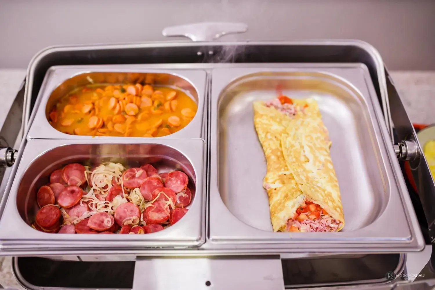 Food and drinks in Tonello Business Hotel Food and drinks in Tonello Business Hotel