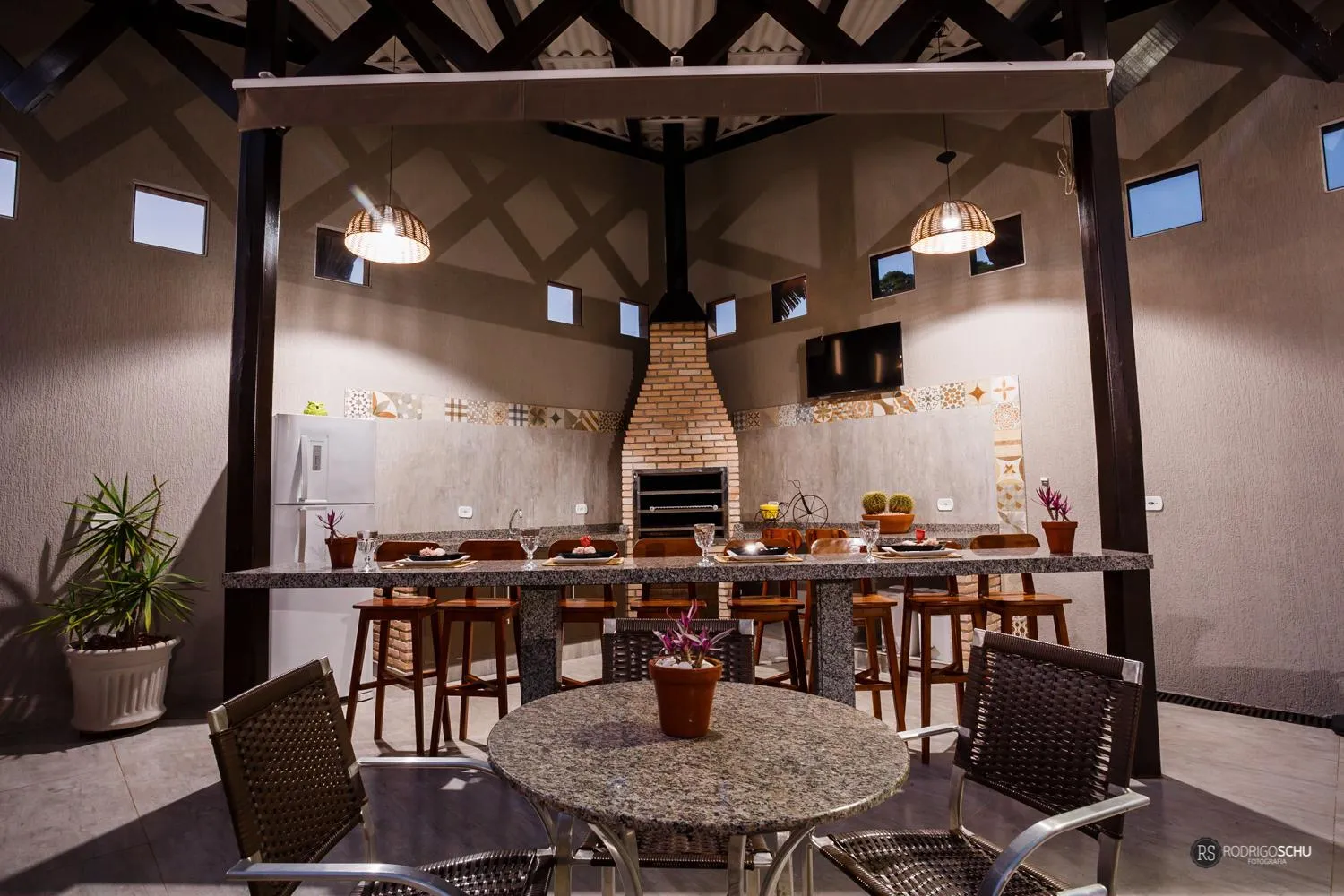 Restaurant/places to eat in Tonello Business Hotel