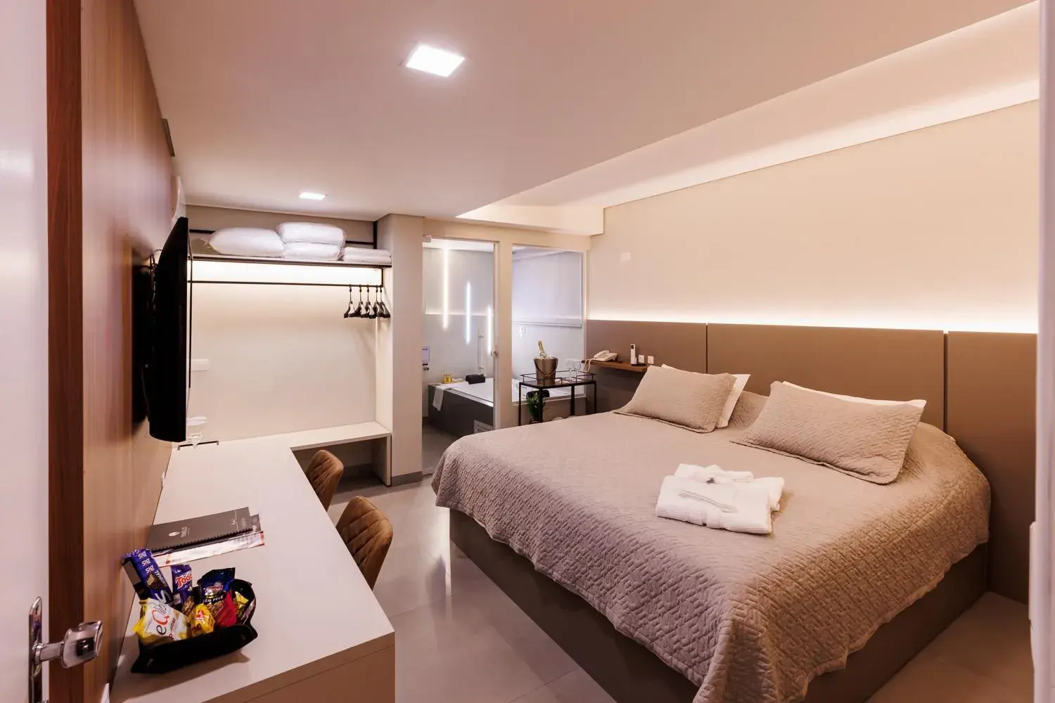 Photo of the whole room, Bed in Tonello Business Hotel Photo of the whole room, Bed in Tonello Business Hotel