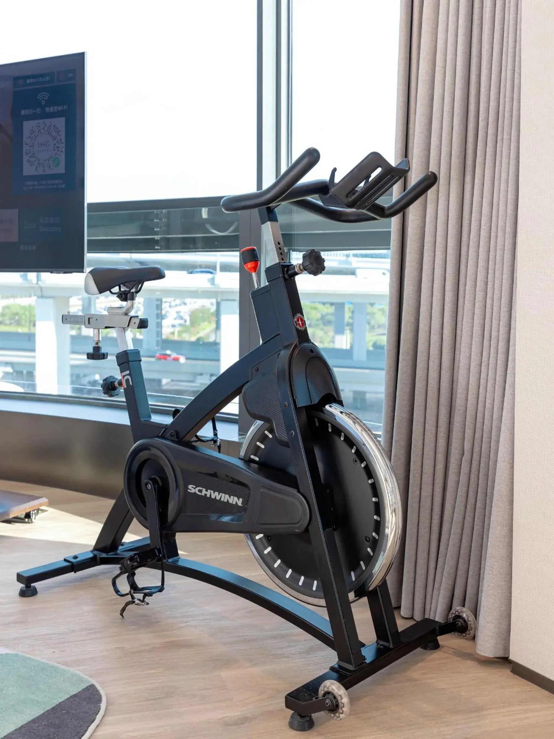 Fitness centre/facilities in EVEN Hotel Shanghai Hongqiao CBD by IHG Fitness centre/facilities in EVEN Hotel Shanghai Hongqiao CBD by IHG