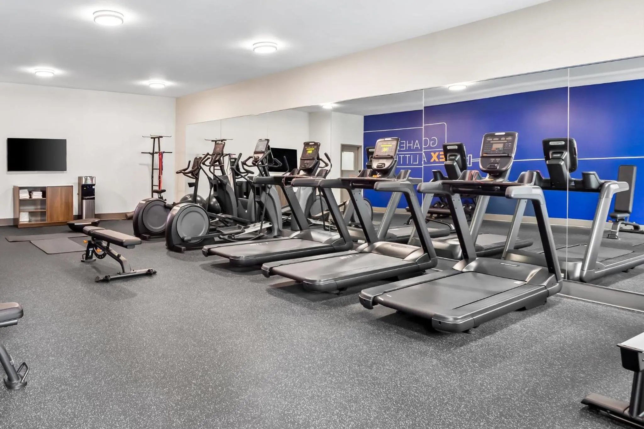 Fitness centre/facilities in Holiday Inn Express & Suites Tumwater - Olympia by IHG
