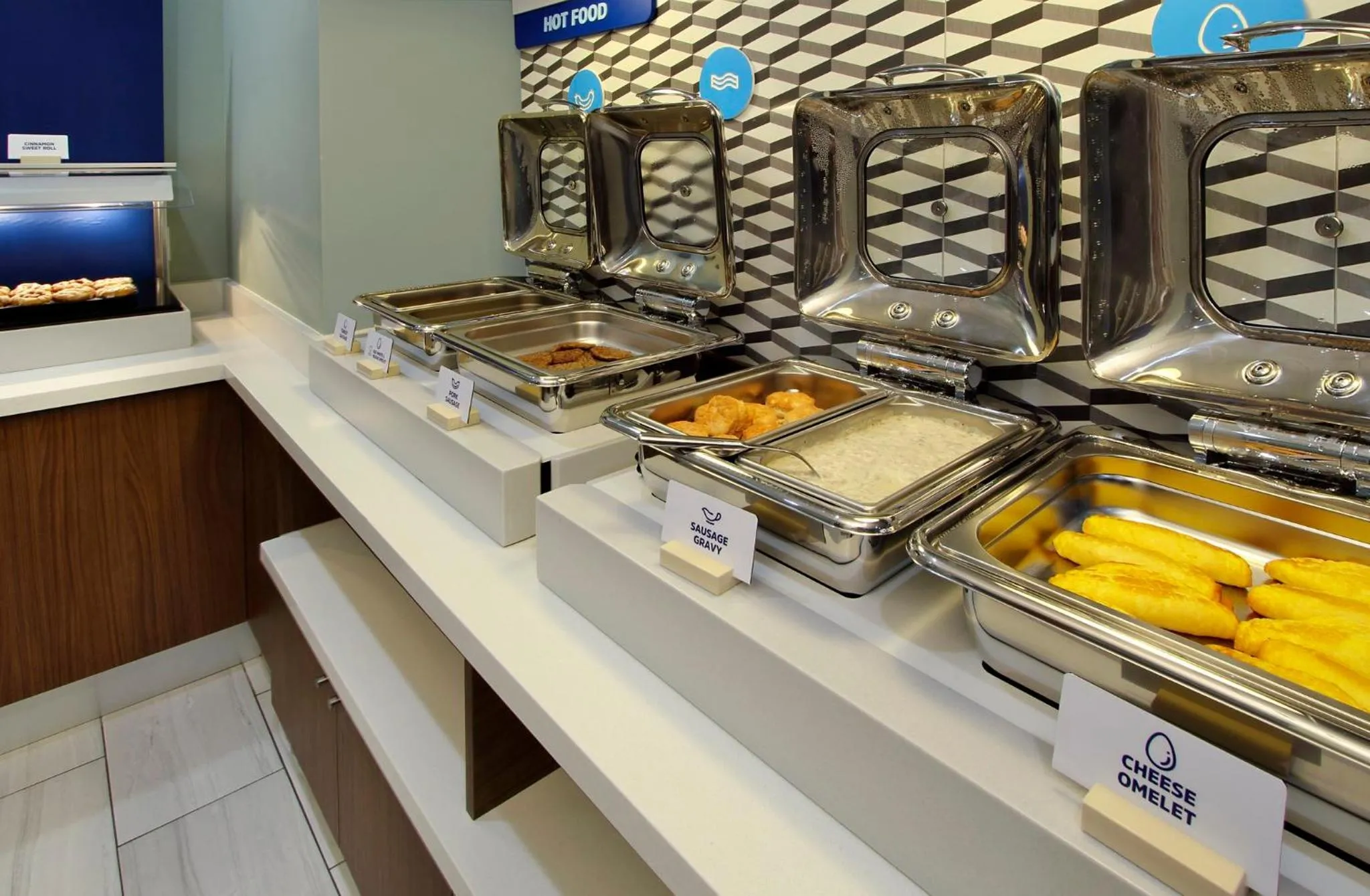 Breakfast in Holiday Inn Express & Suites Tumwater - Olympia by IHG