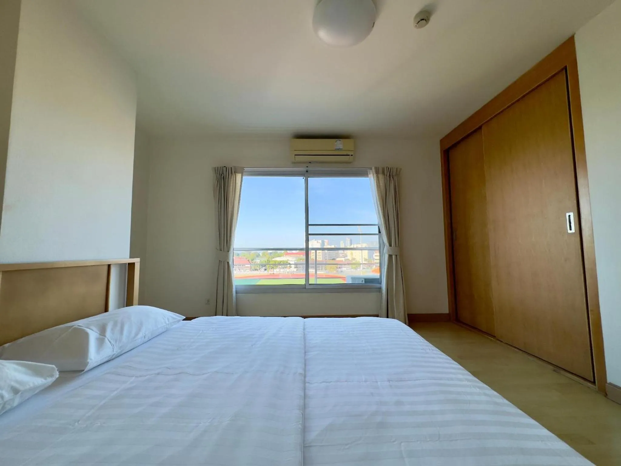 Bed in Sriracha Avenue Serviced Apartment