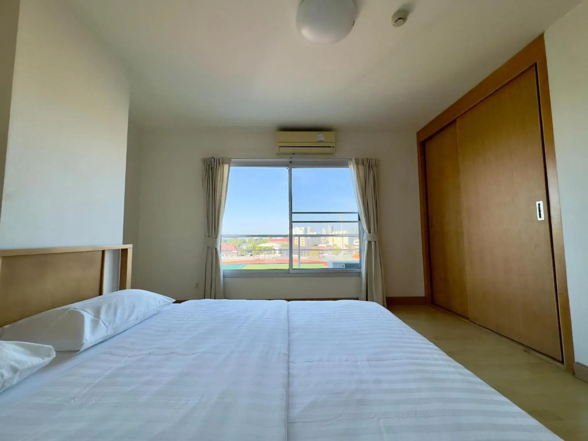 Bed in Sriracha Avenue Serviced Apartment Bed in Sriracha Avenue Serviced Apartment