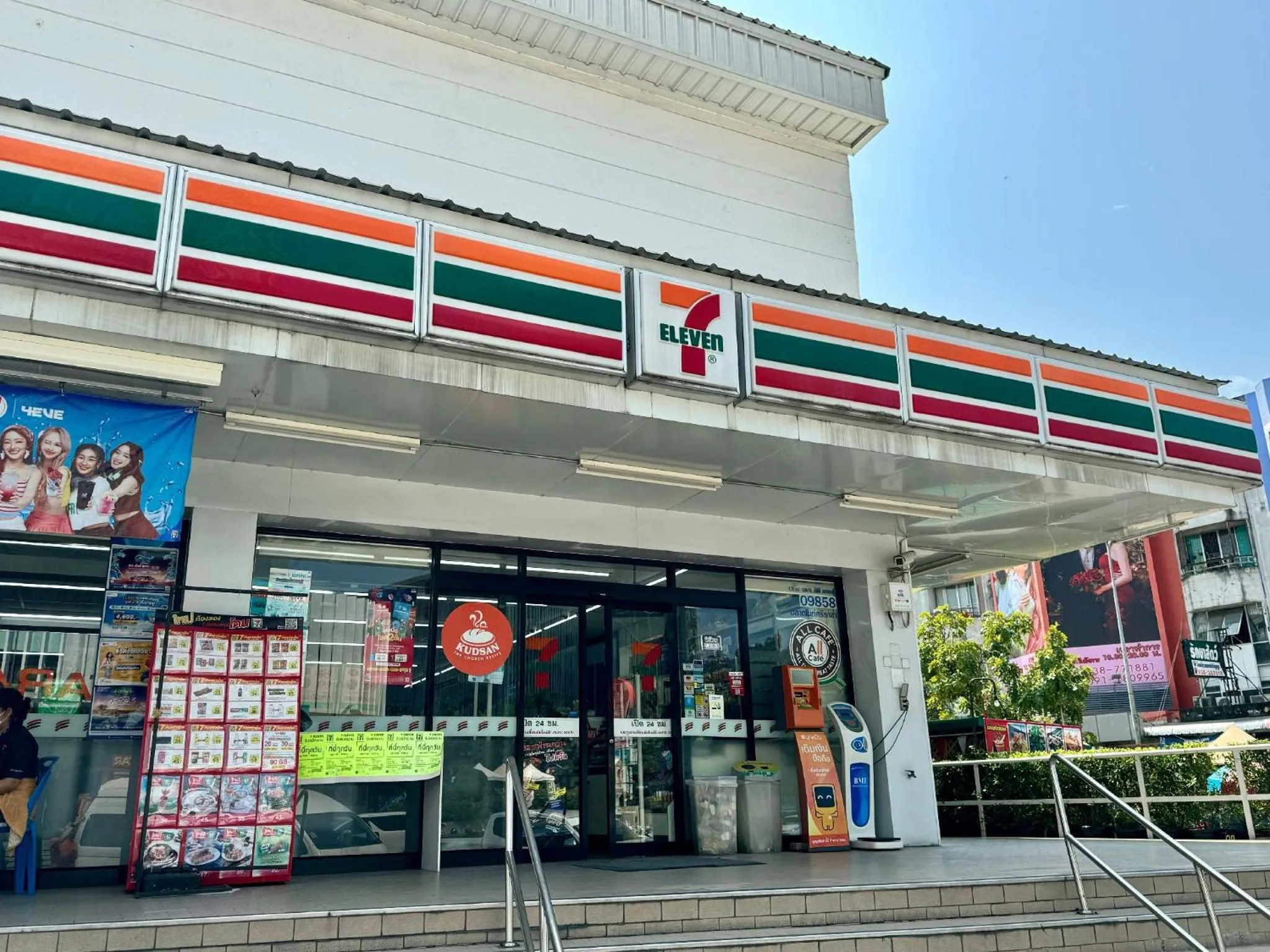 Nearby landmark in Sriracha Avenue Serviced Apartment