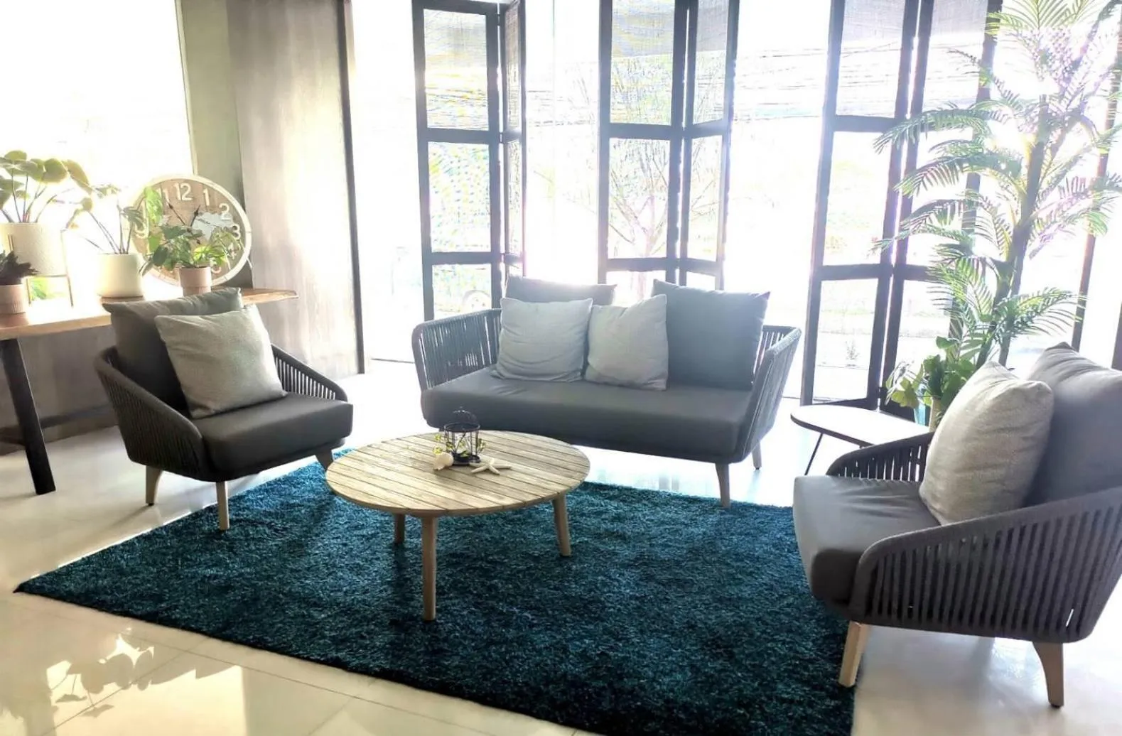 Lobby or reception in Sriracha Avenue Serviced Apartment