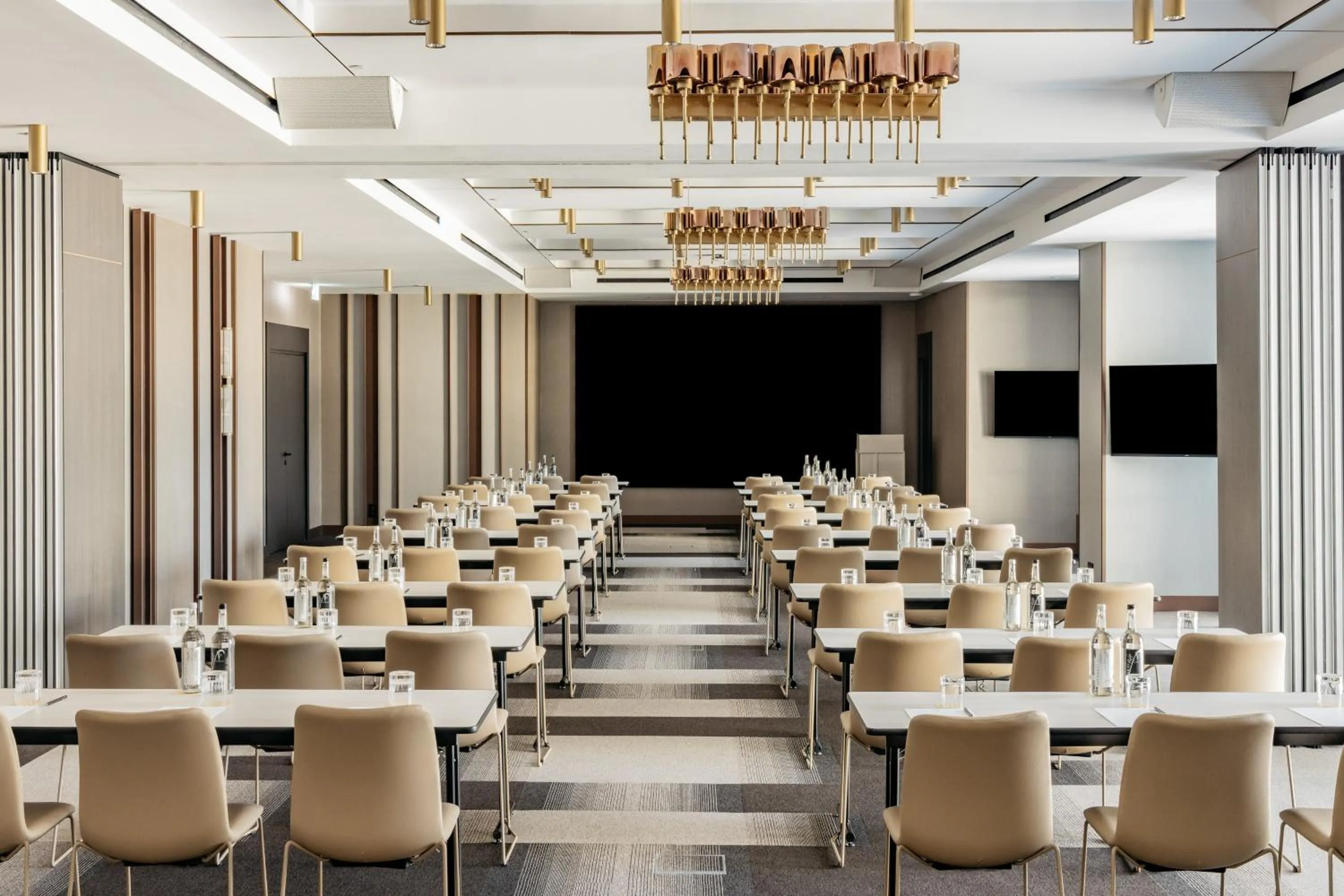 TV and multimedia in ME Malta by Meliá