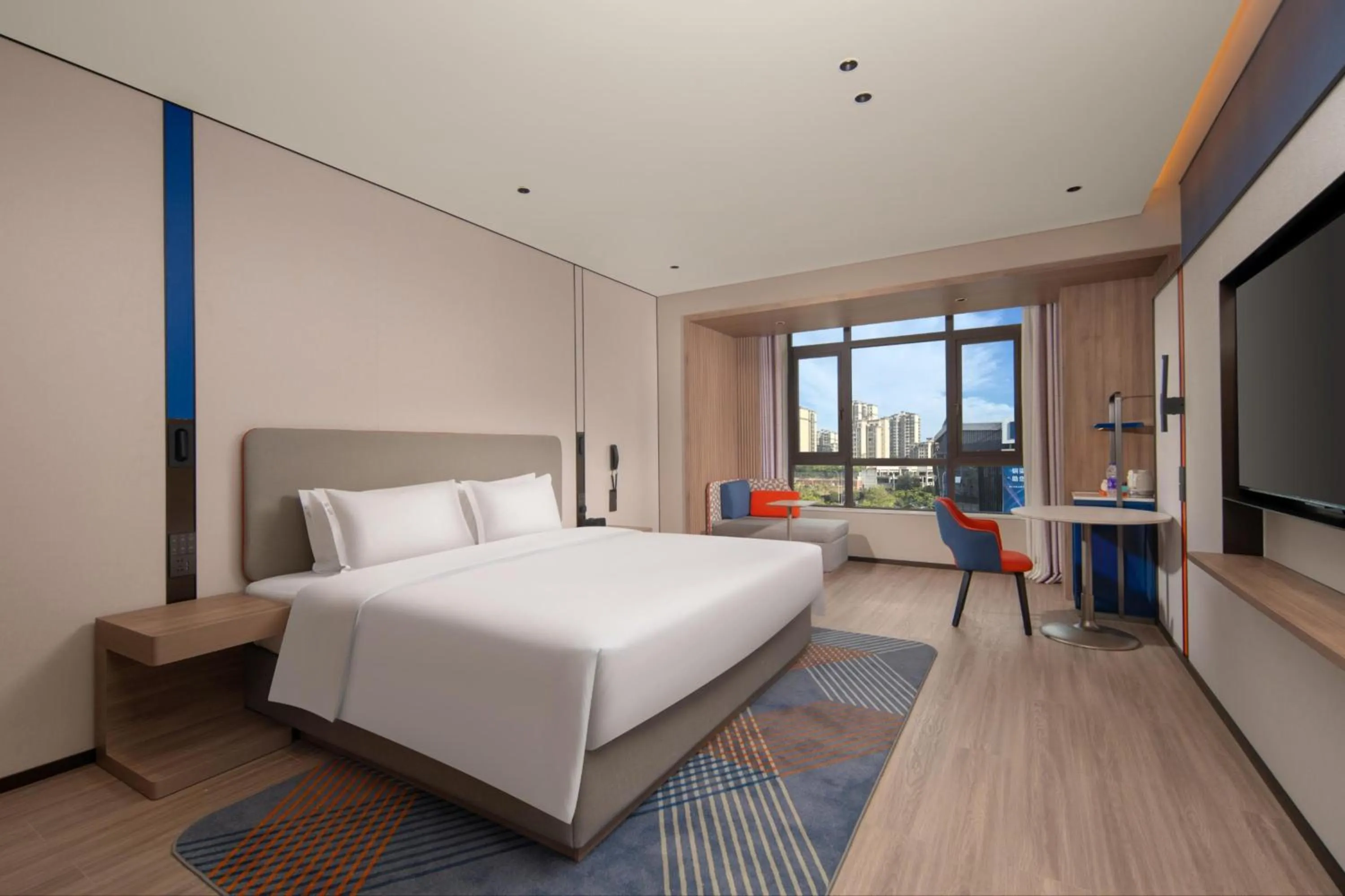 Photo of the whole room, Bed in Holiday Inn Express Chongqing Tongliang by IHG