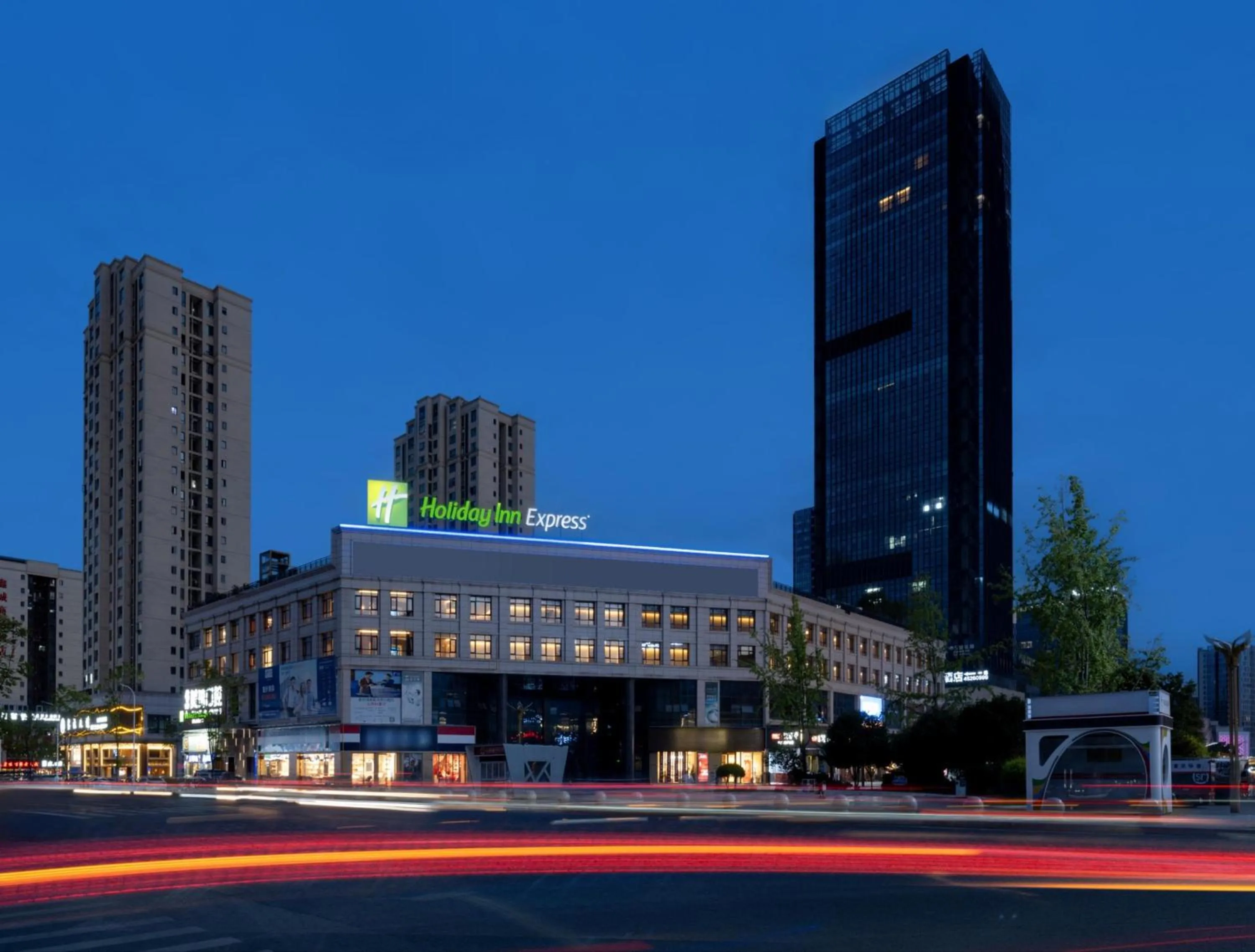 Property building in Holiday Inn Express Chongqing Tongliang by IHG