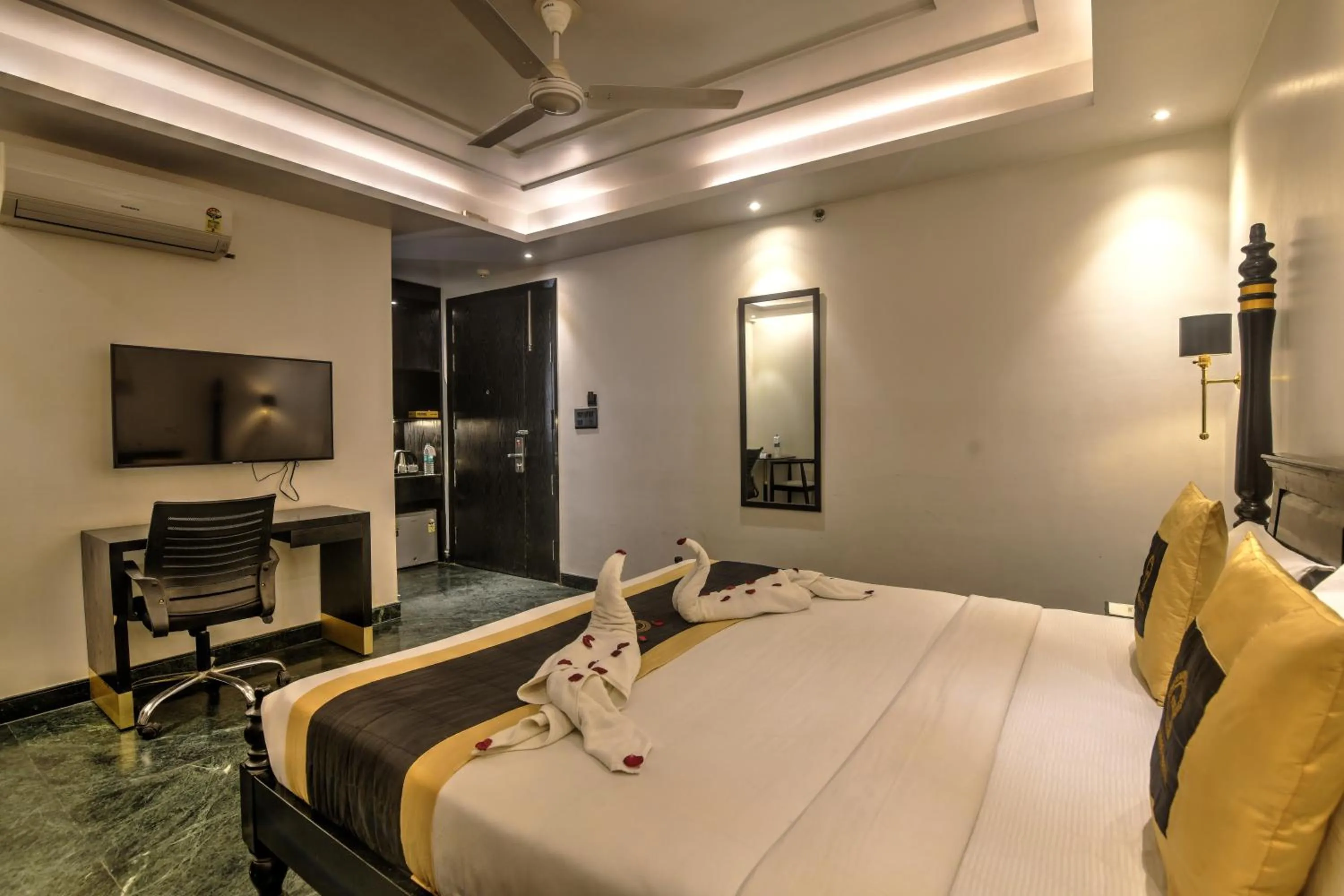 Foxoso Hotel Delhi Airport