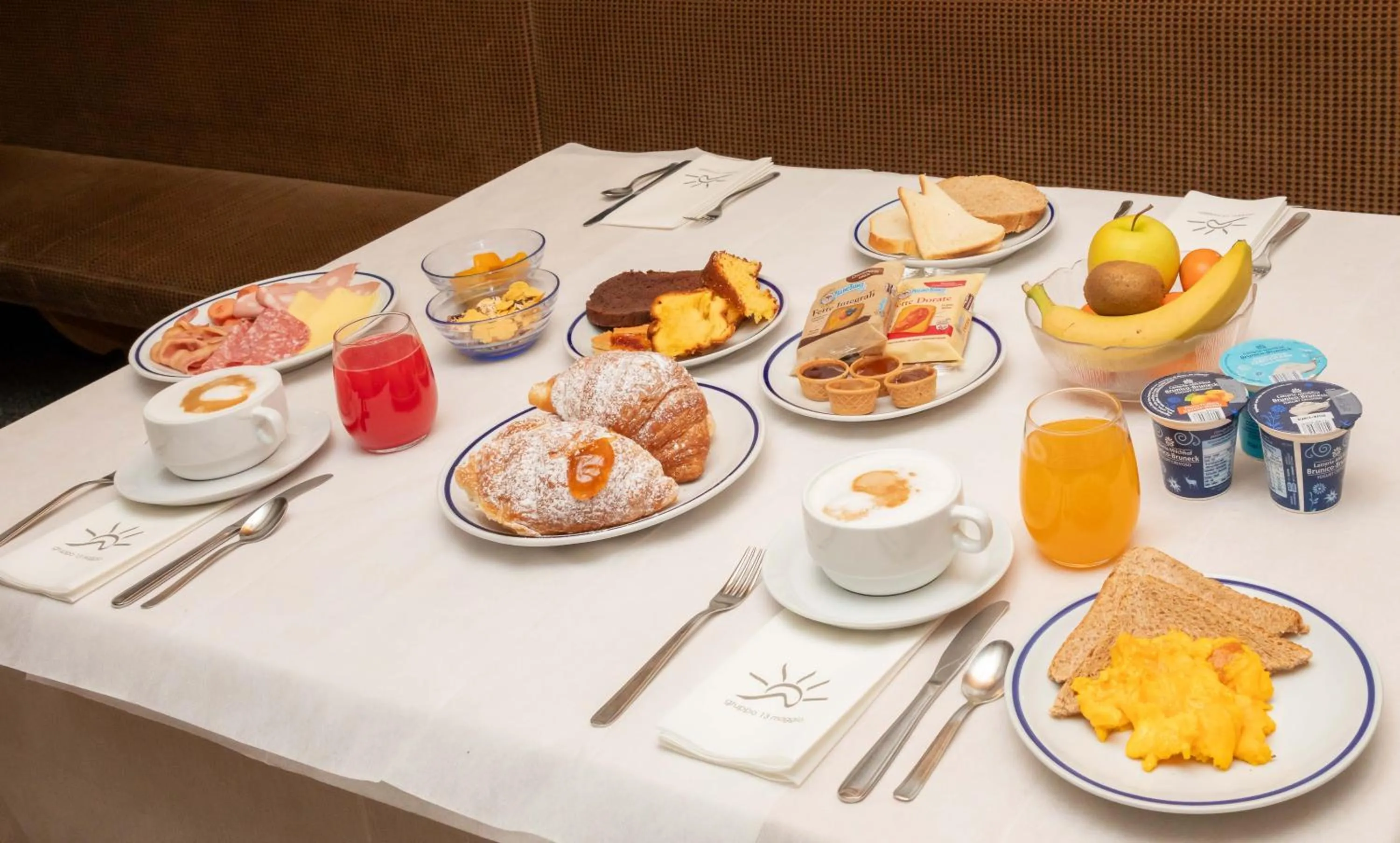 Breakfast in Hotel Sella Ronda Serenella - A 50 mt dalle piste da sci