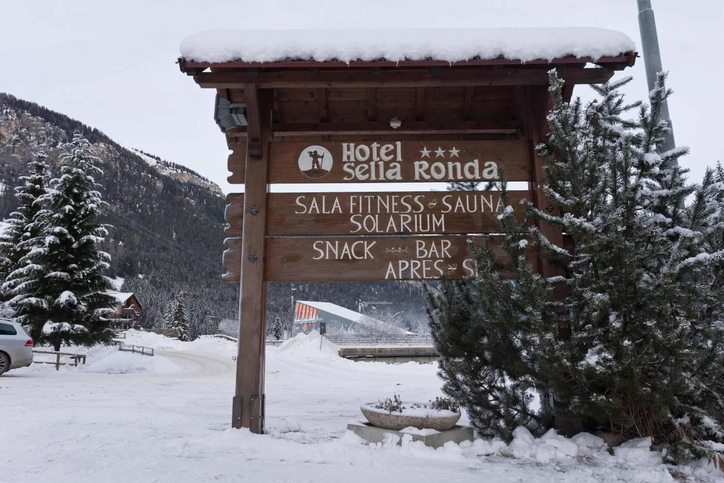 Property logo or sign in Hotel Sella Ronda Serenella