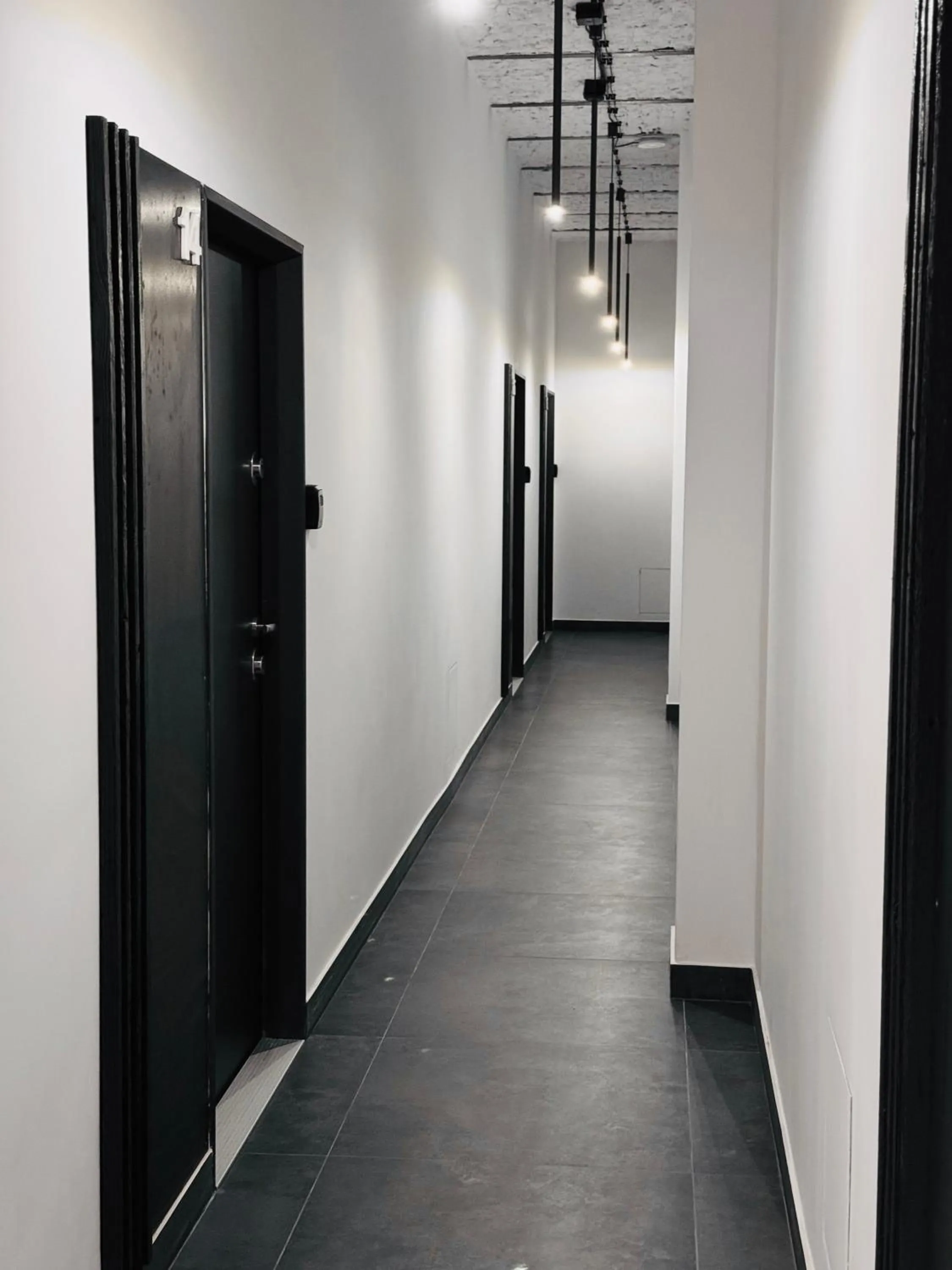 Property building in Tkalnia Snu