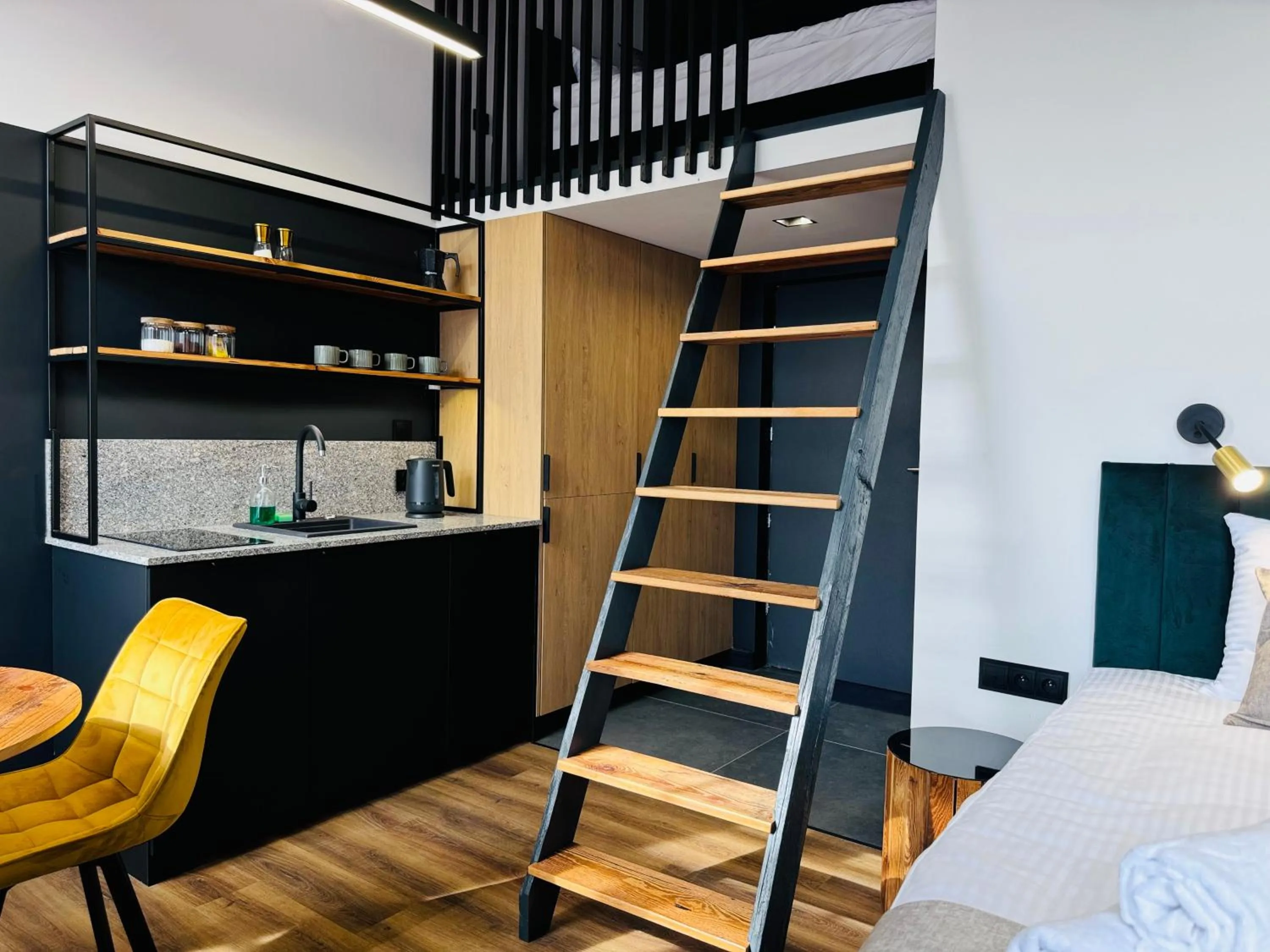 Photo of the whole room, Bed in Tkalnia Snu