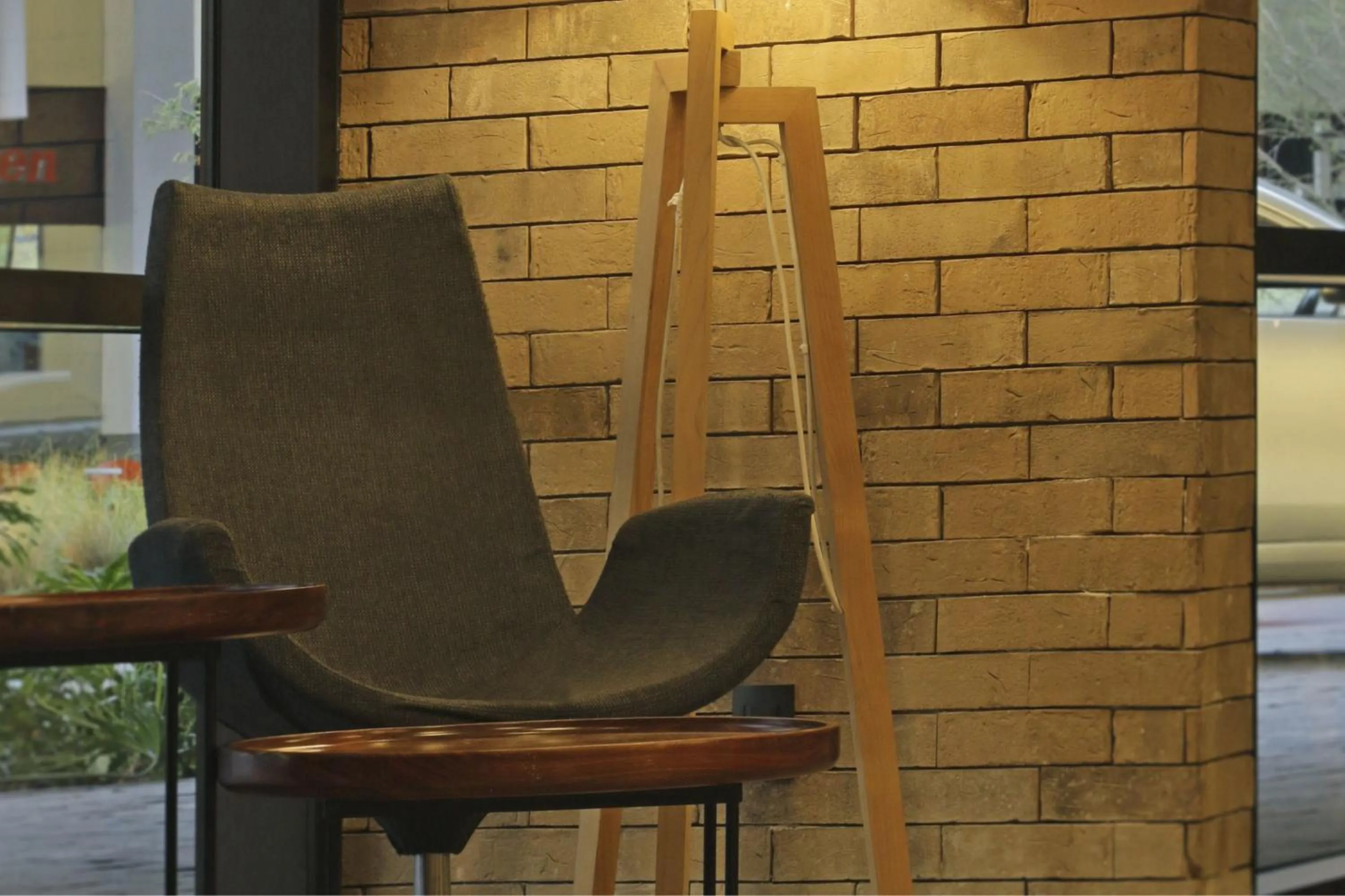 Lobby or reception in City Express Plus by Marriott Monterrey Nuevo Sur