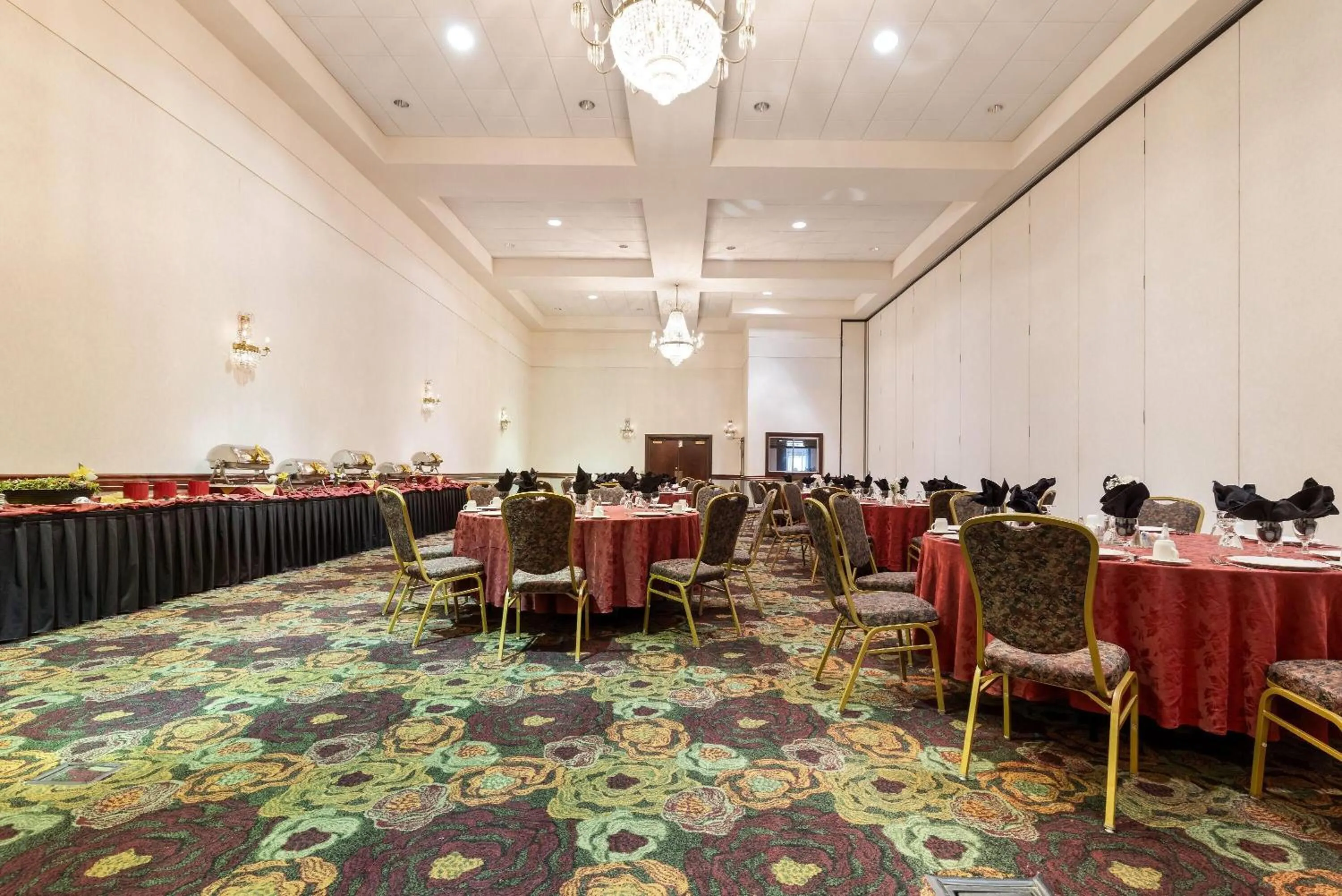 Meeting/conference room in Ramada by Wyndham State College Hotel & Conference Center
