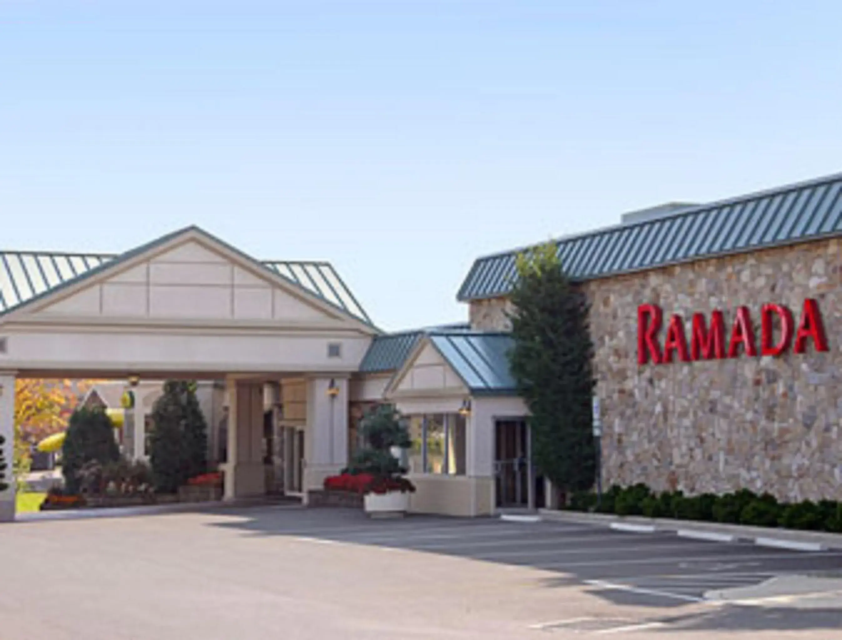Facade/entrance in Ramada by Wyndham State College Hotel & Conference Center Facade/entrance in Ramada by Wyndham State College Hotel & Conference Center