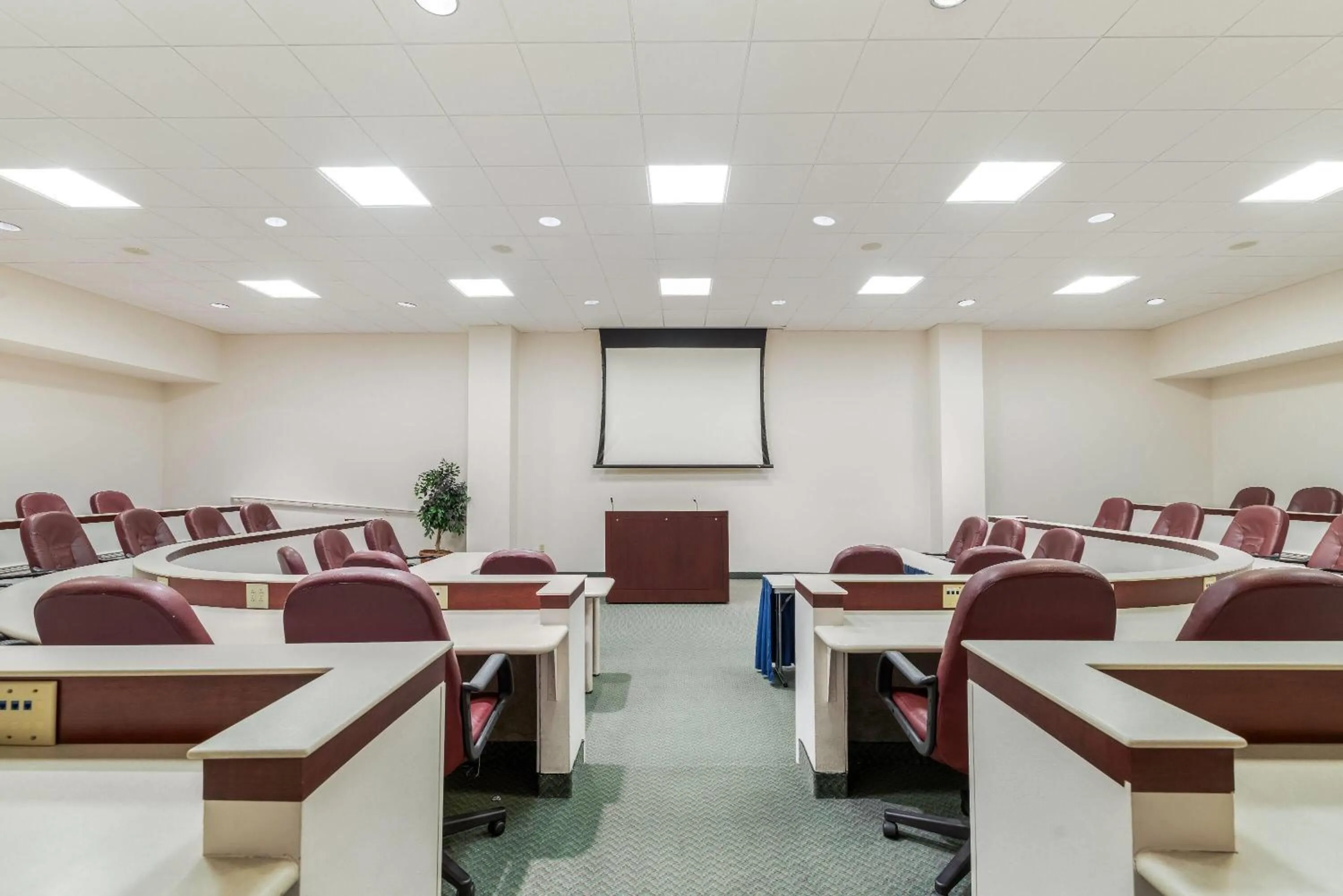 Meeting/conference room in Ramada by Wyndham State College Hotel & Conference Center