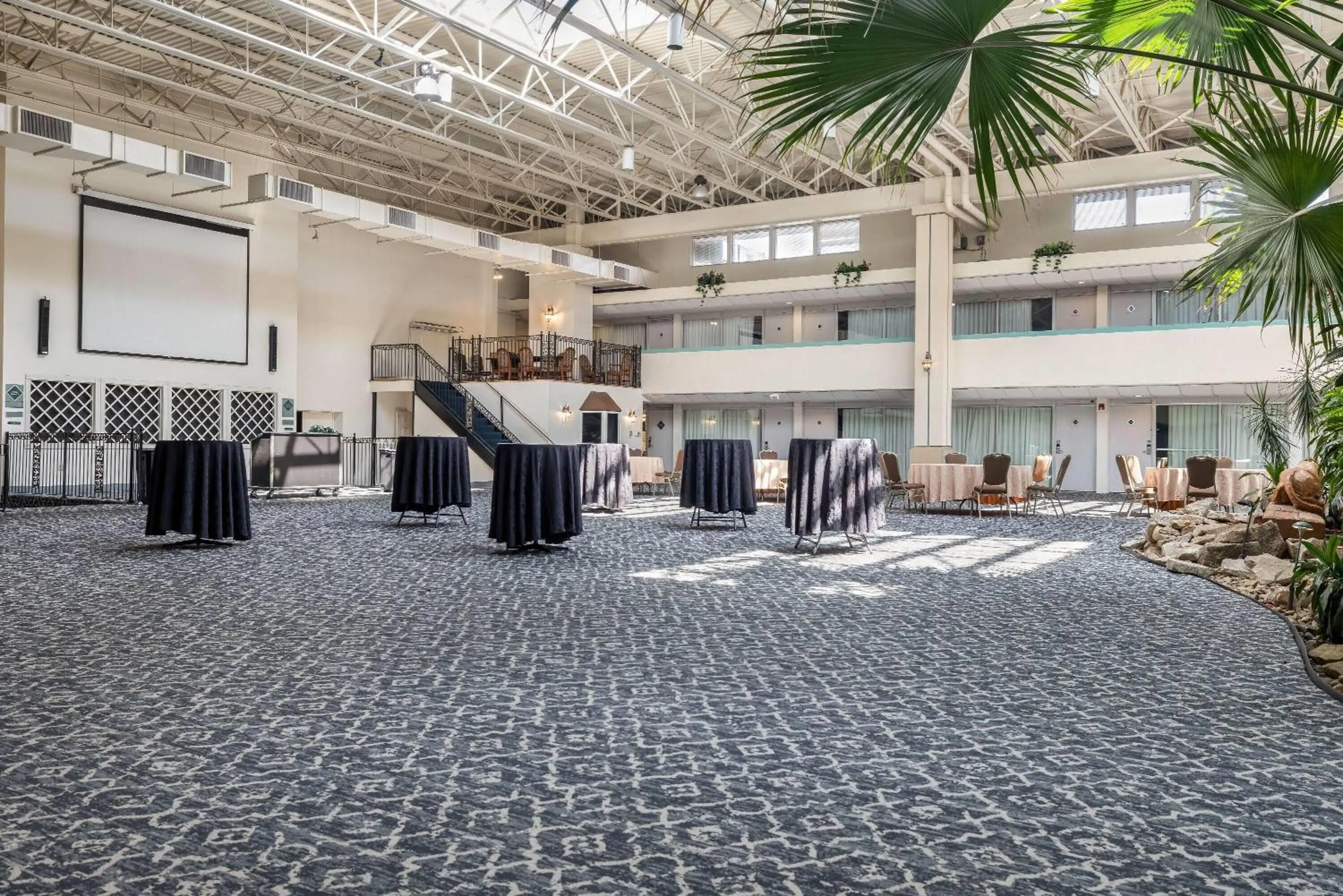 Meeting/conference room in Ramada by Wyndham State College Hotel & Conference Center