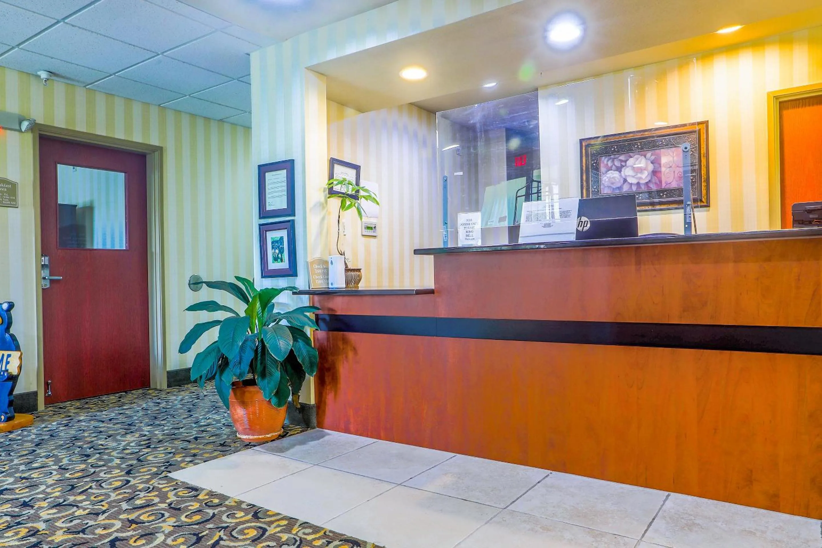 Lobby or reception in Evansville Inn & Suites by OYO